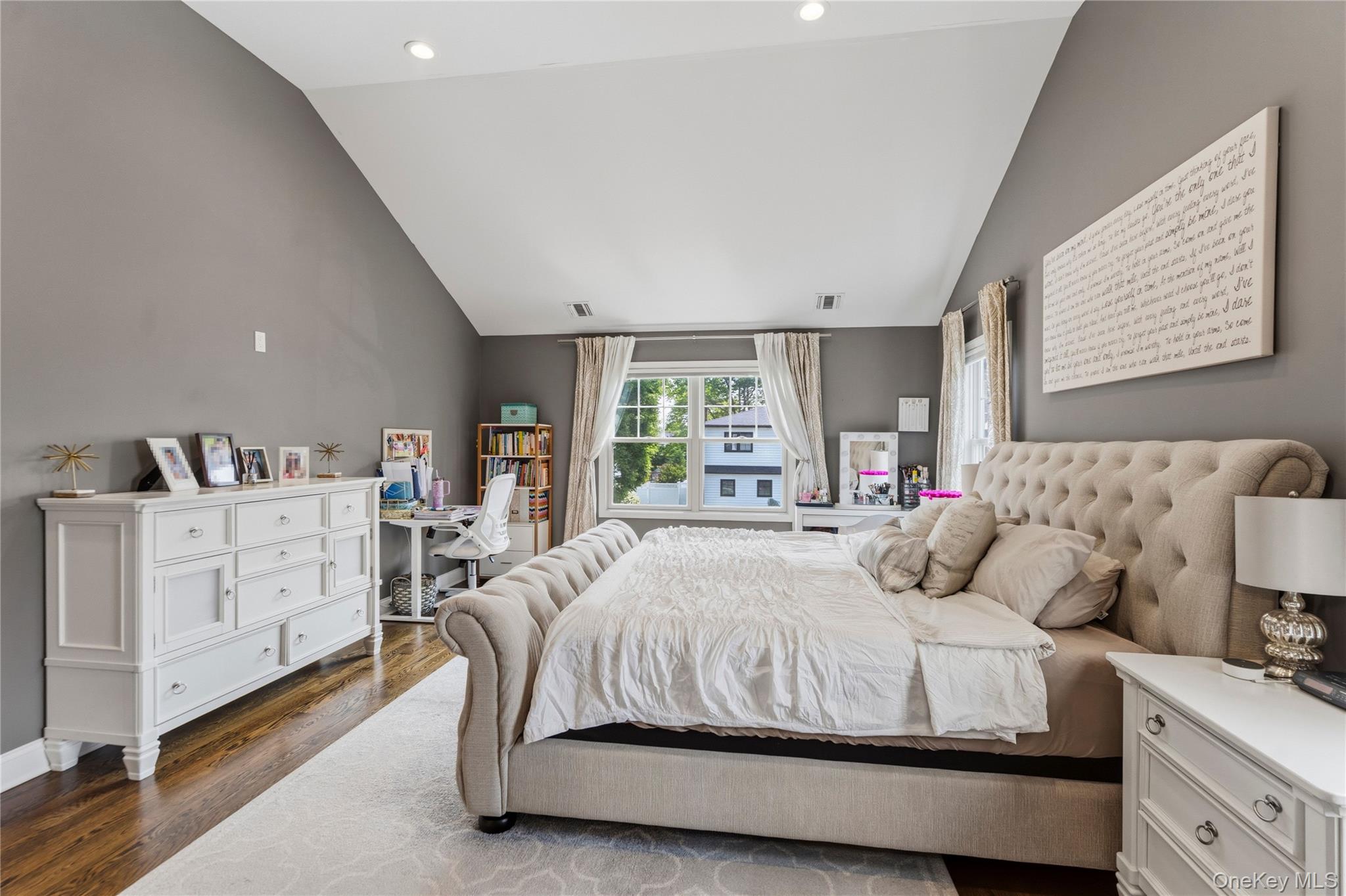 17 Woodwaye Road