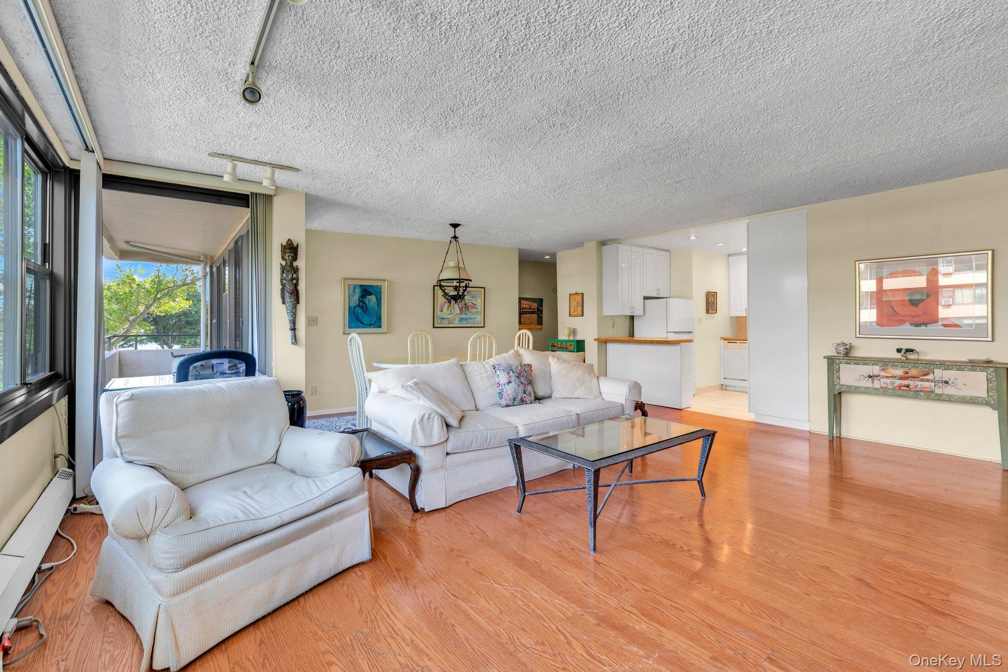 166-10 Powells Cove Boulevard Unit: 5D