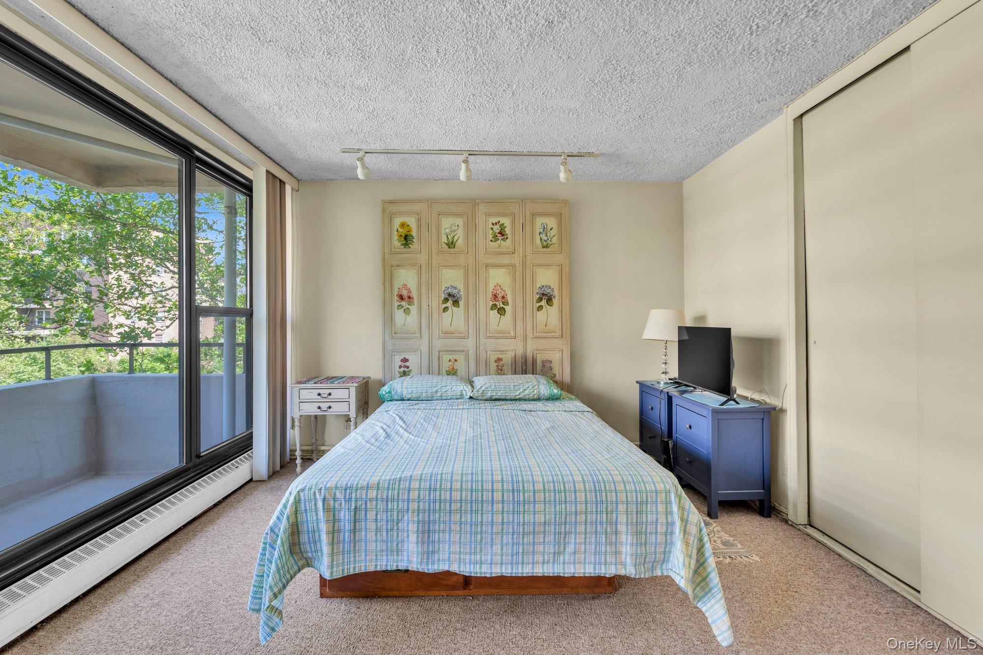 166-10 Powells Cove Boulevard Unit: 5D