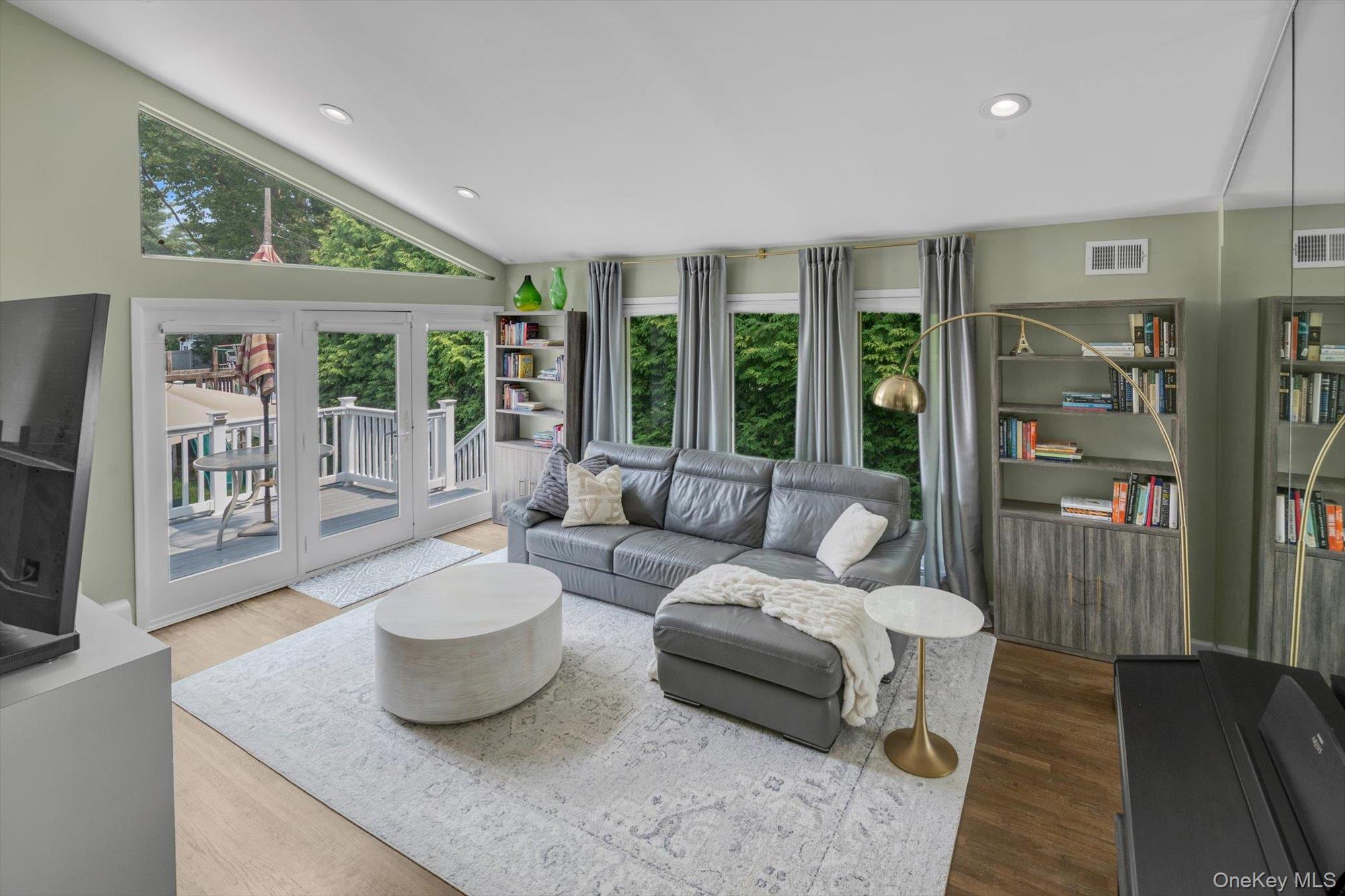 2 Madison Avenue