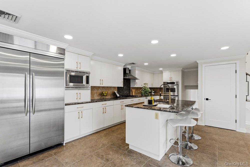 12 E Park Drive