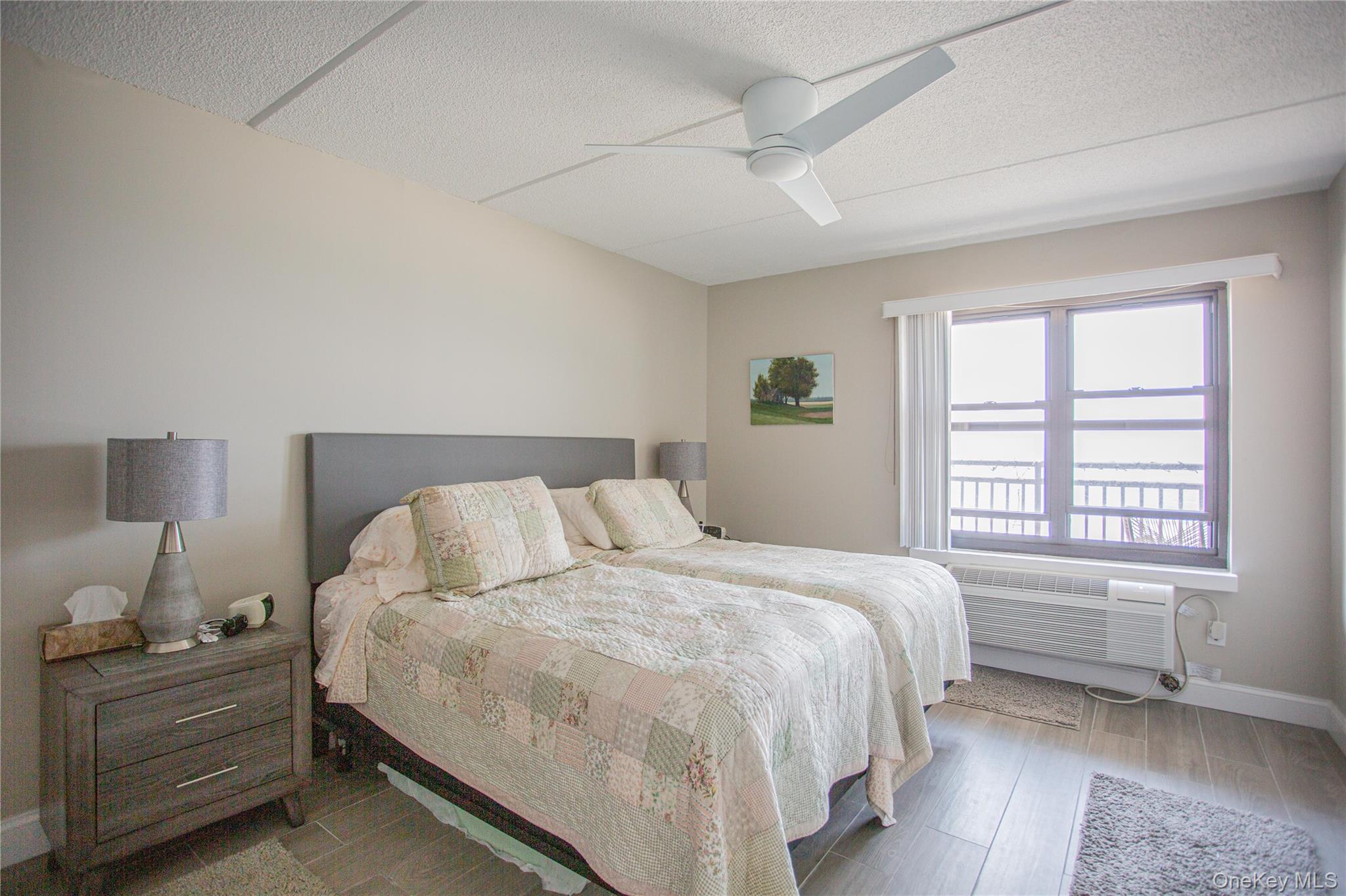230 W Broadway Unit: 610