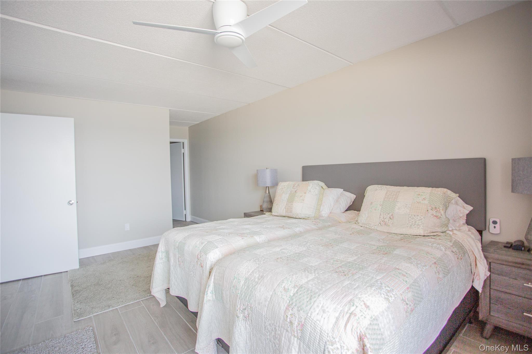 230 W Broadway Unit: 610