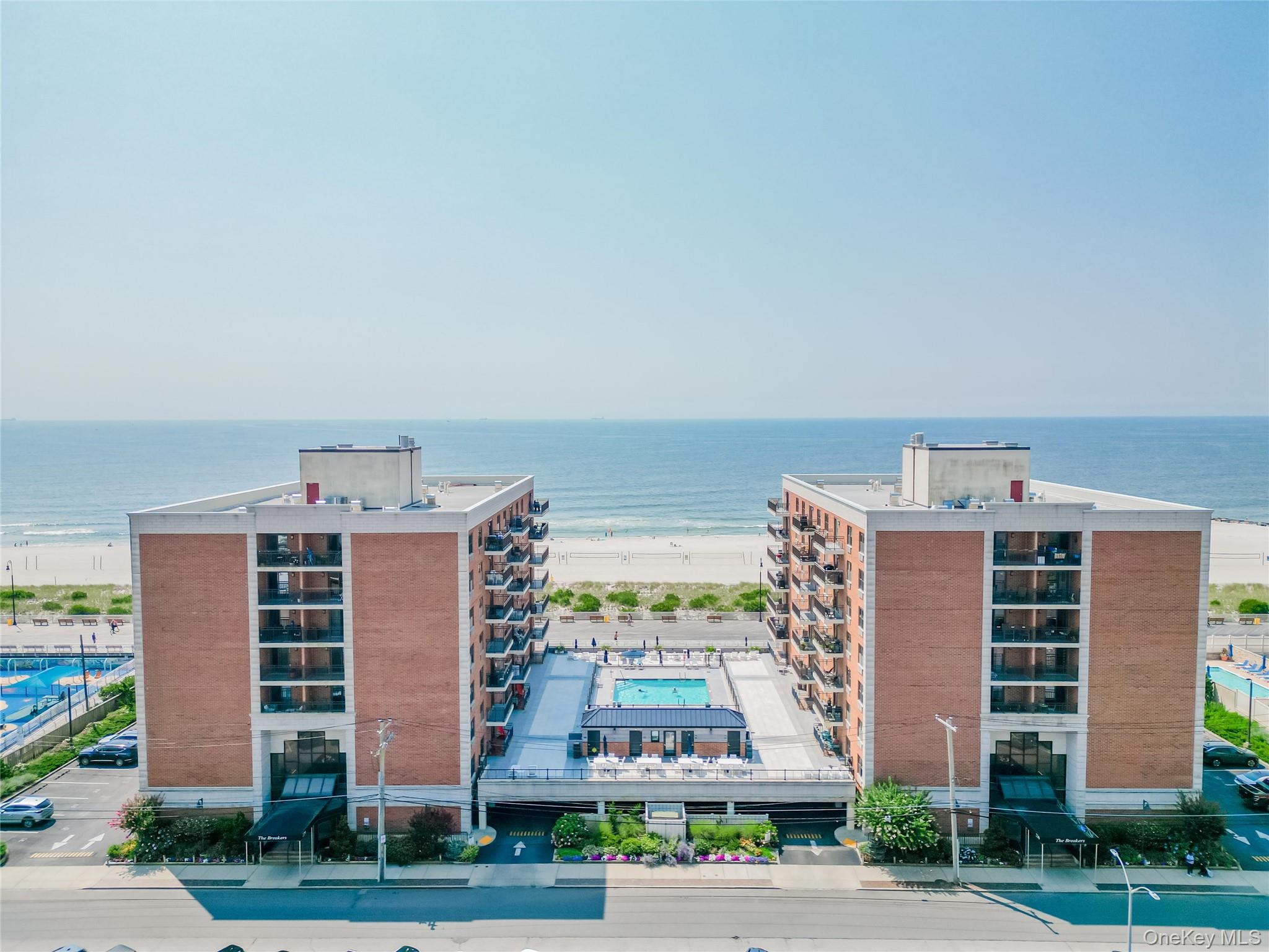 230 W Broadway Unit: 610