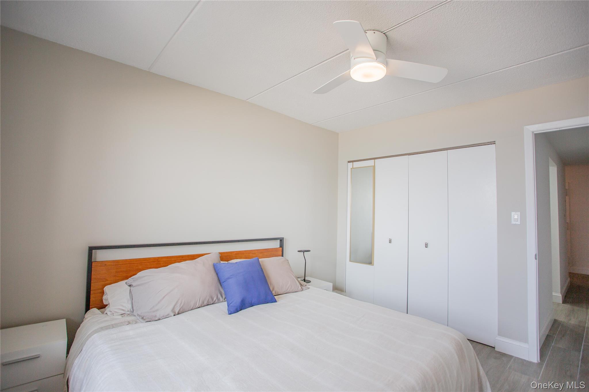 230 W Broadway Unit: 610