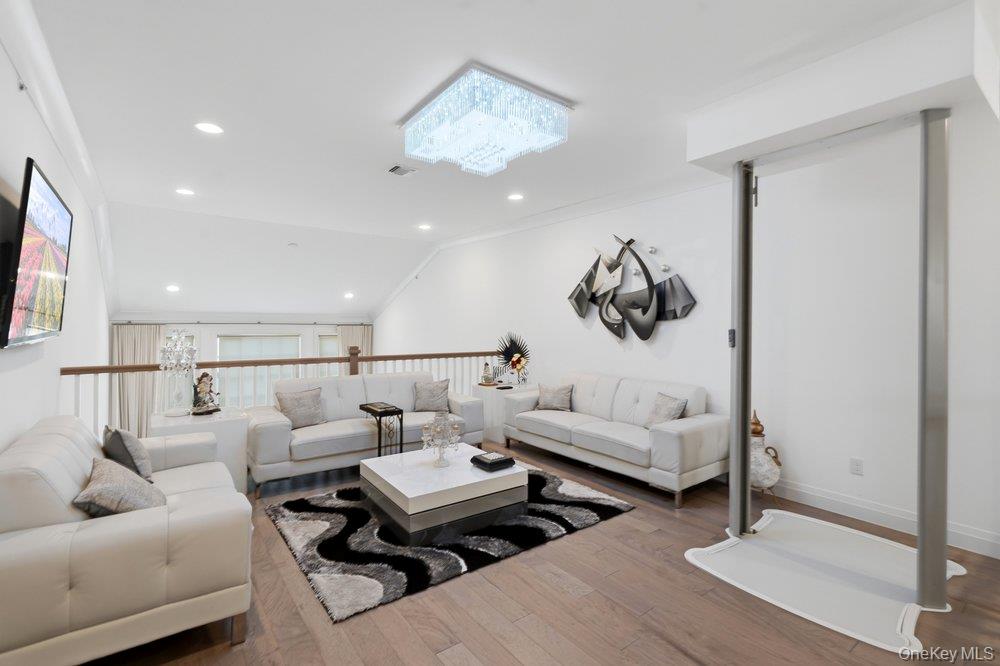 46102 NE Silver Birch Lane Unit: 574