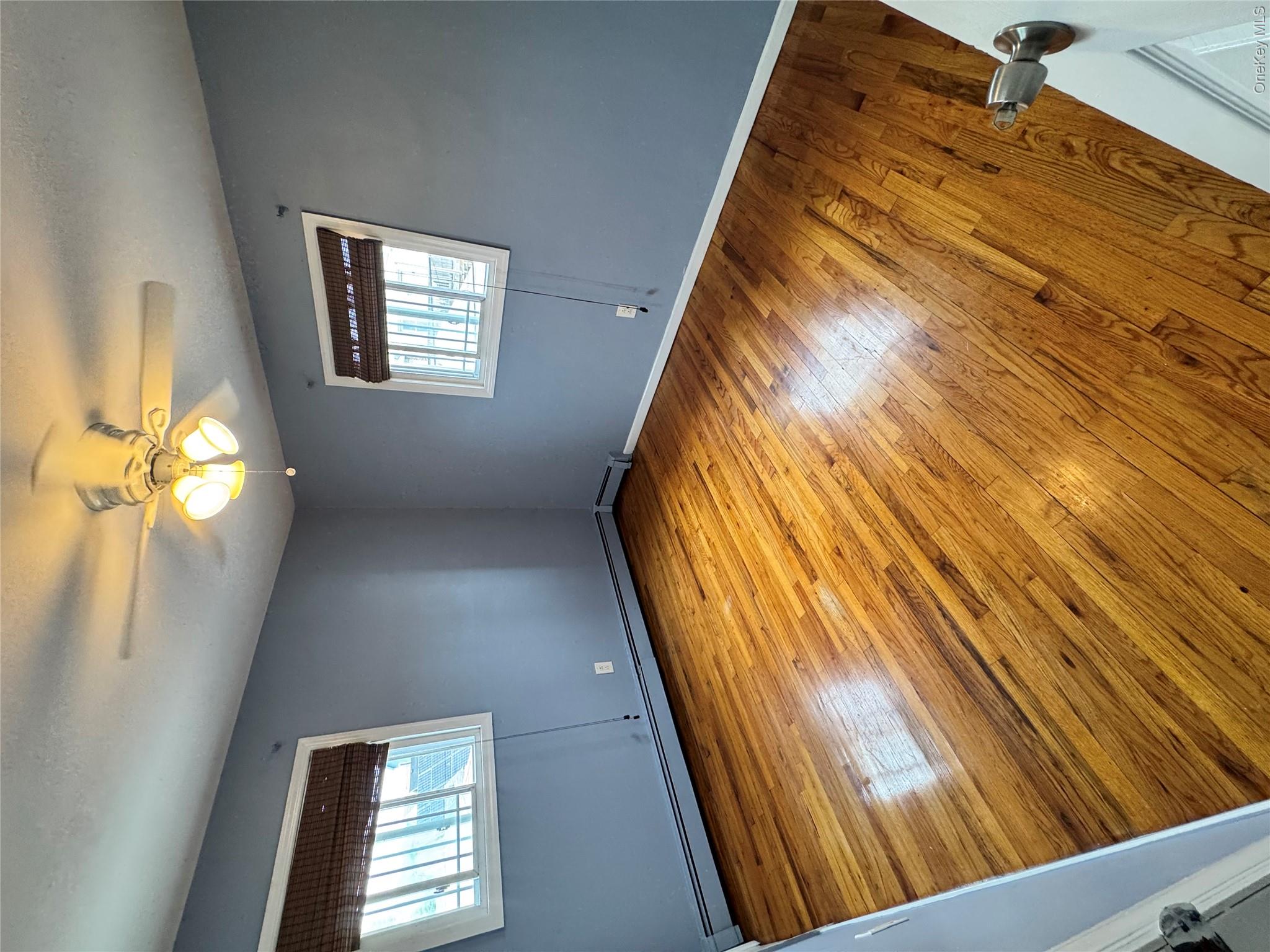 113 W Hudson Street Unit: 2