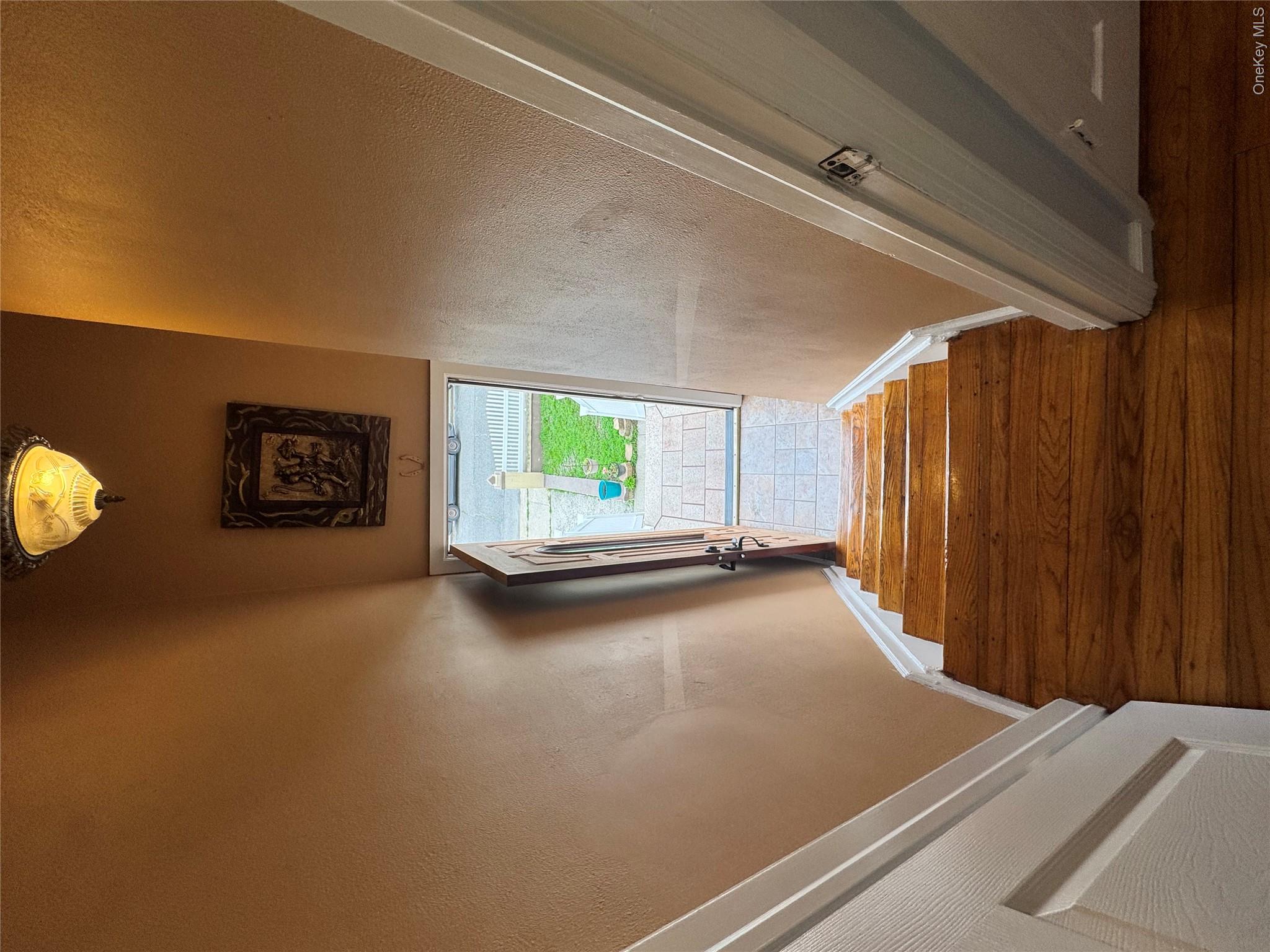 113 W Hudson Street Unit: 2