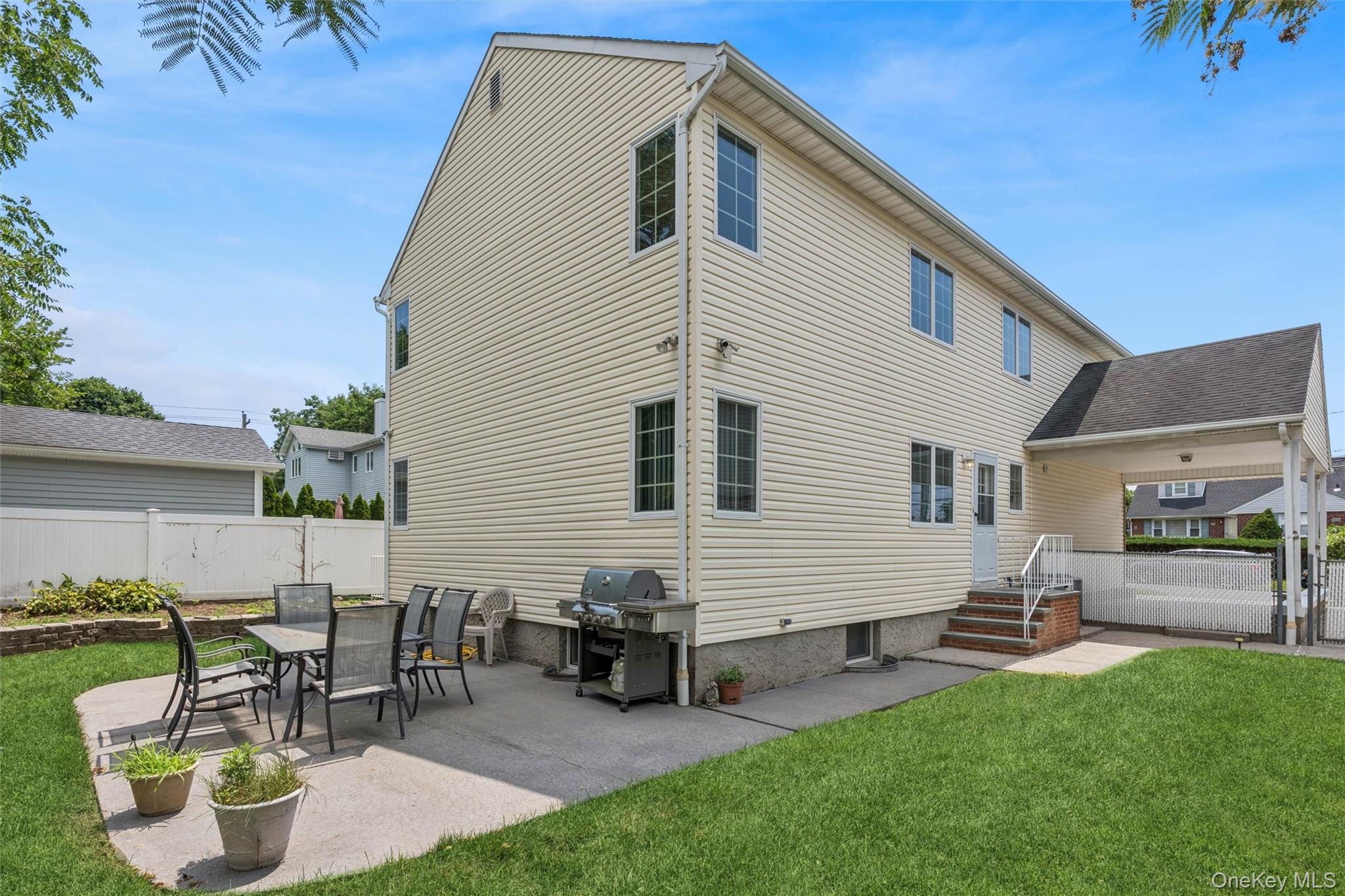 62 Crosby Avenue