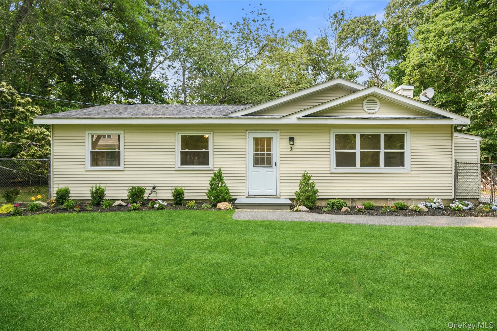 3 Aspen Road