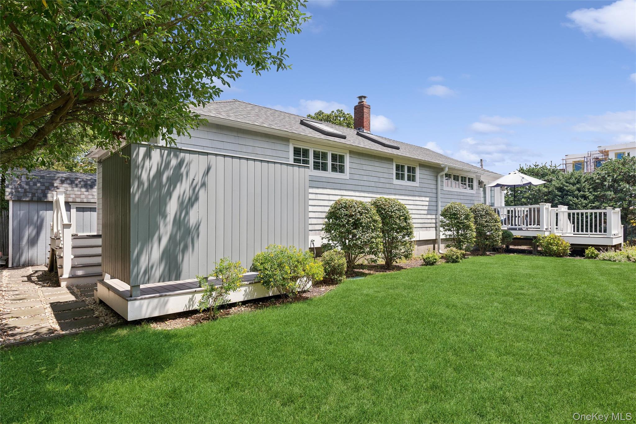 33 Bay Avenue