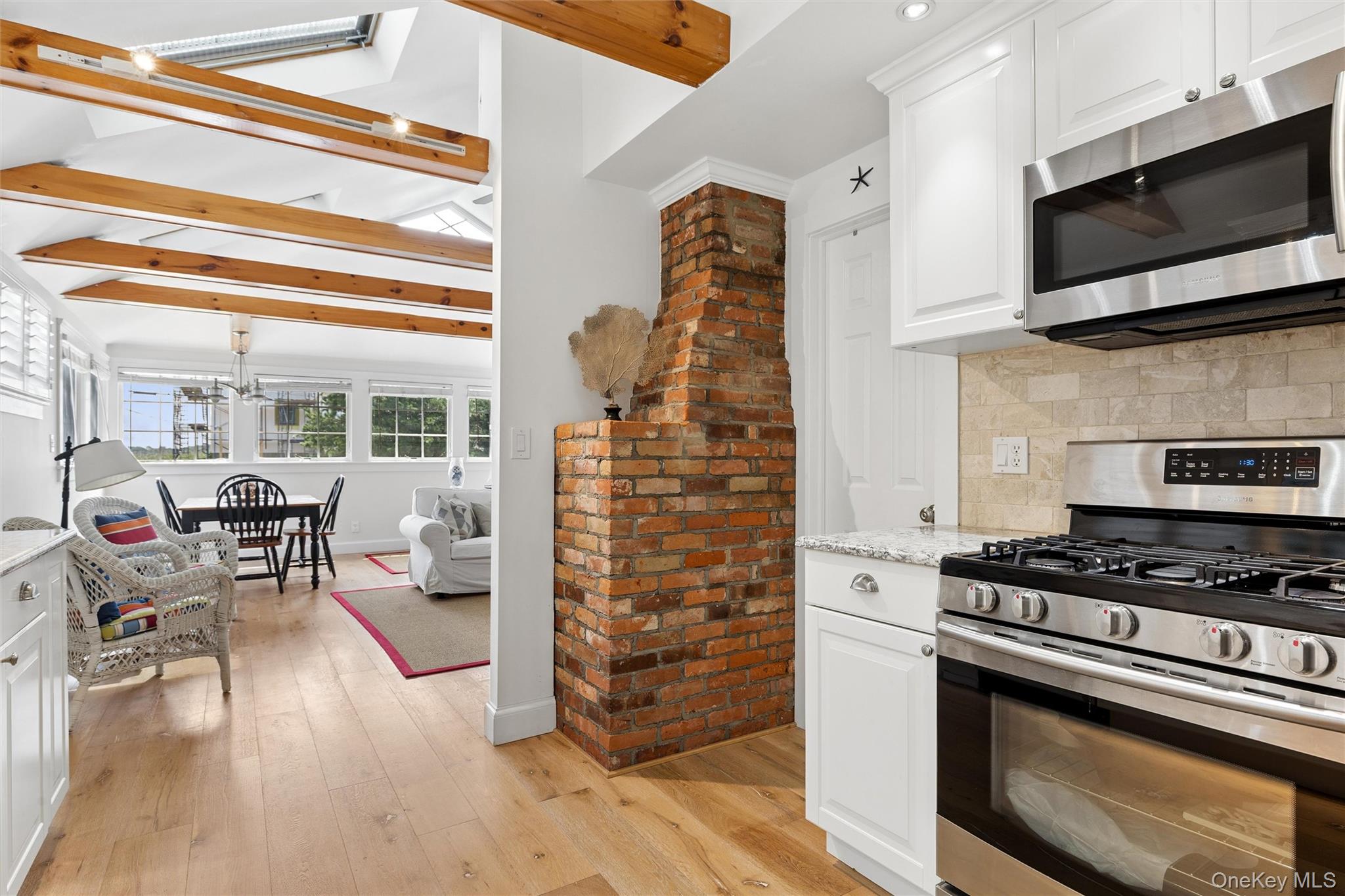 33 Bay Avenue