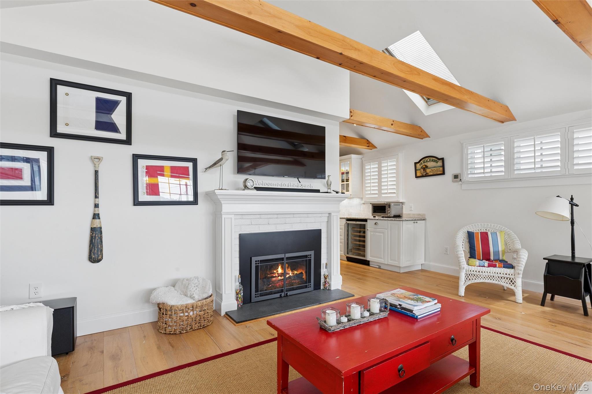 33 Bay Avenue
