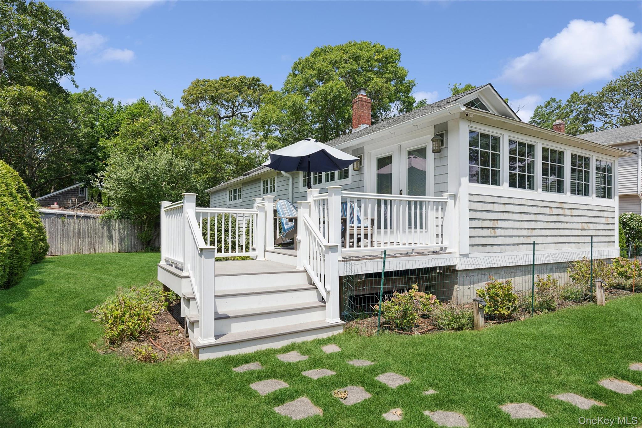 33 Bay Avenue