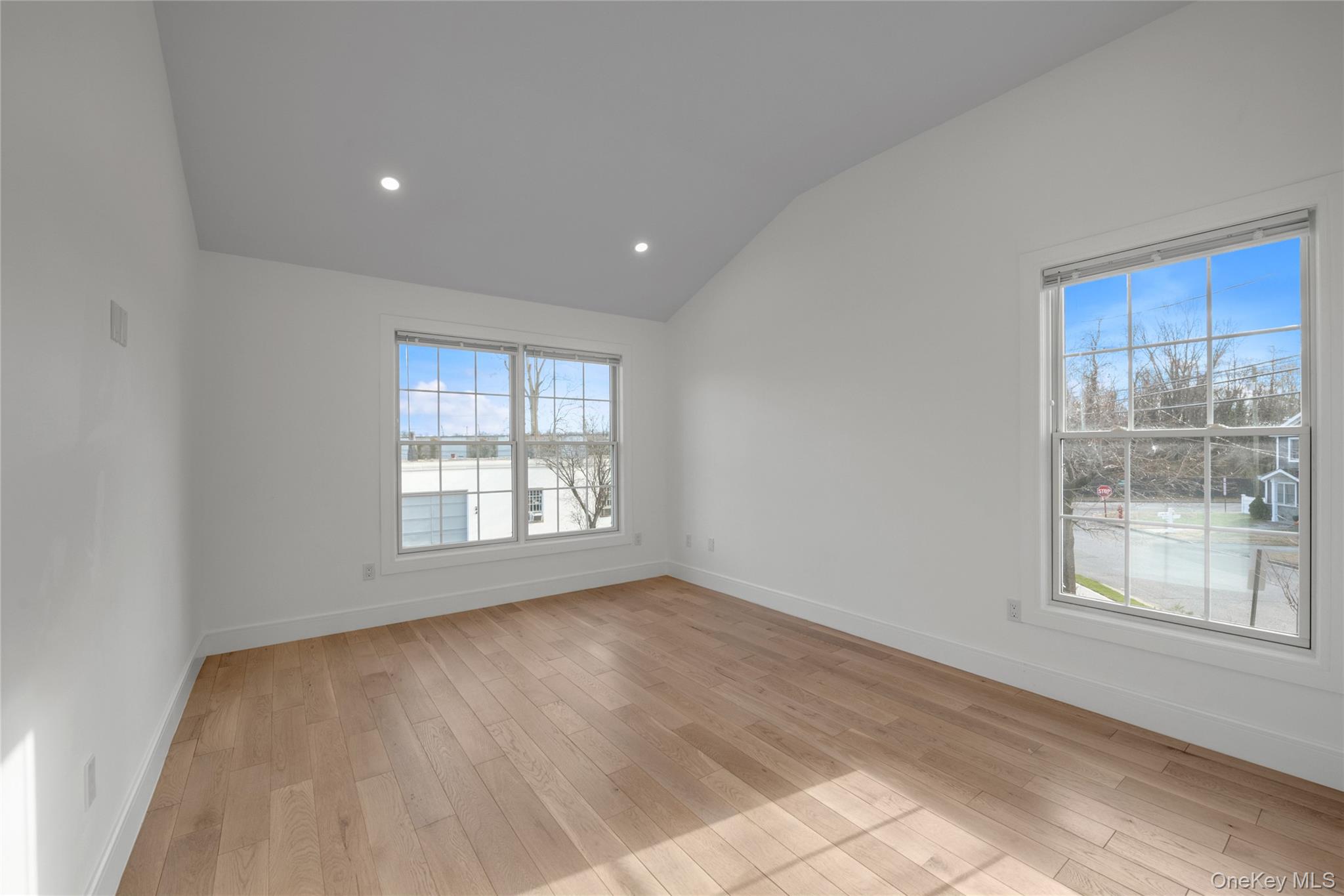 1 Manhasset
