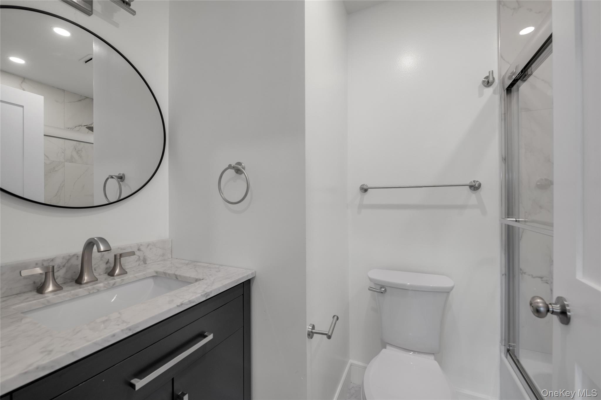 1 Manhasset