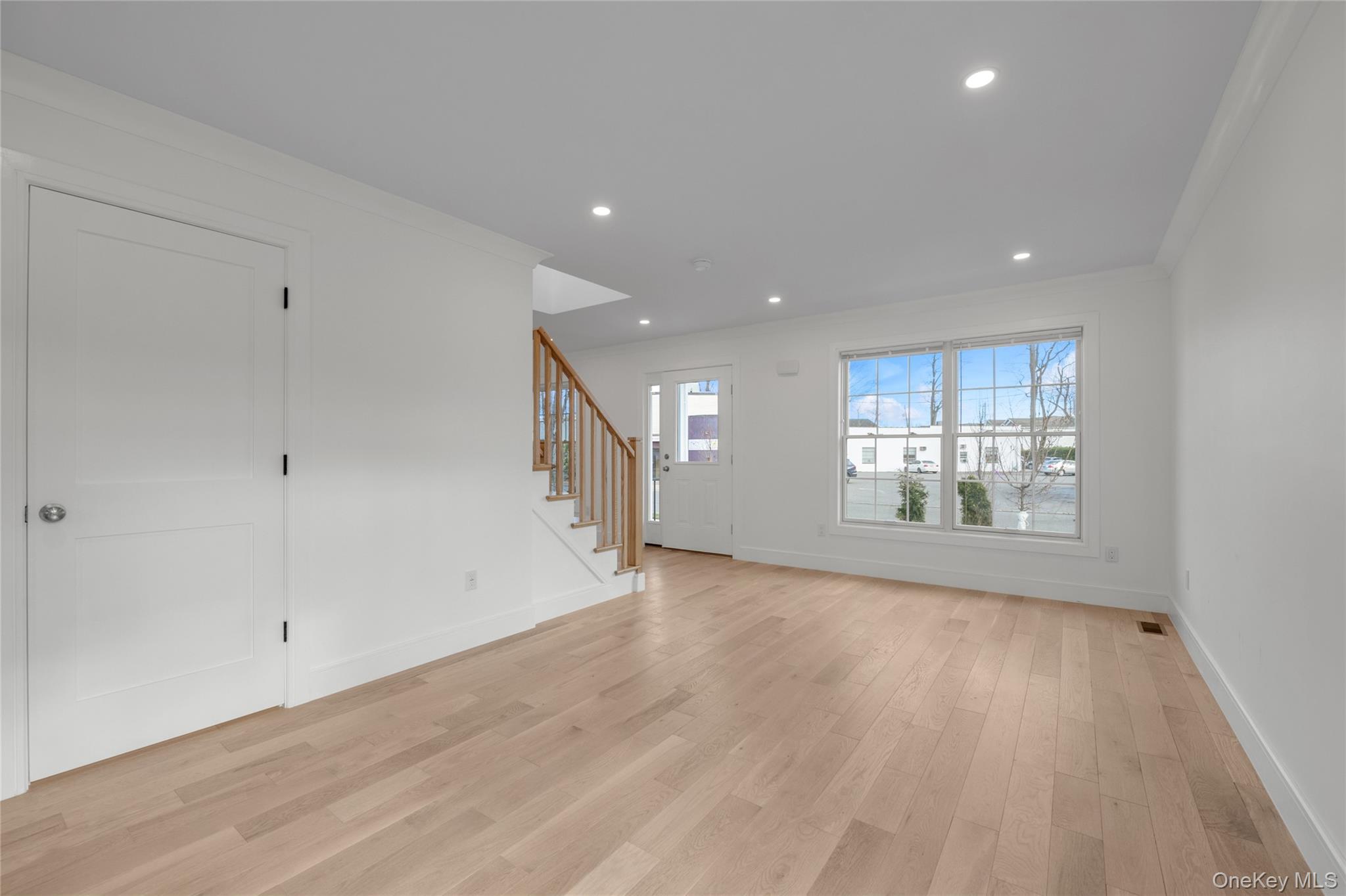 1 Manhasset