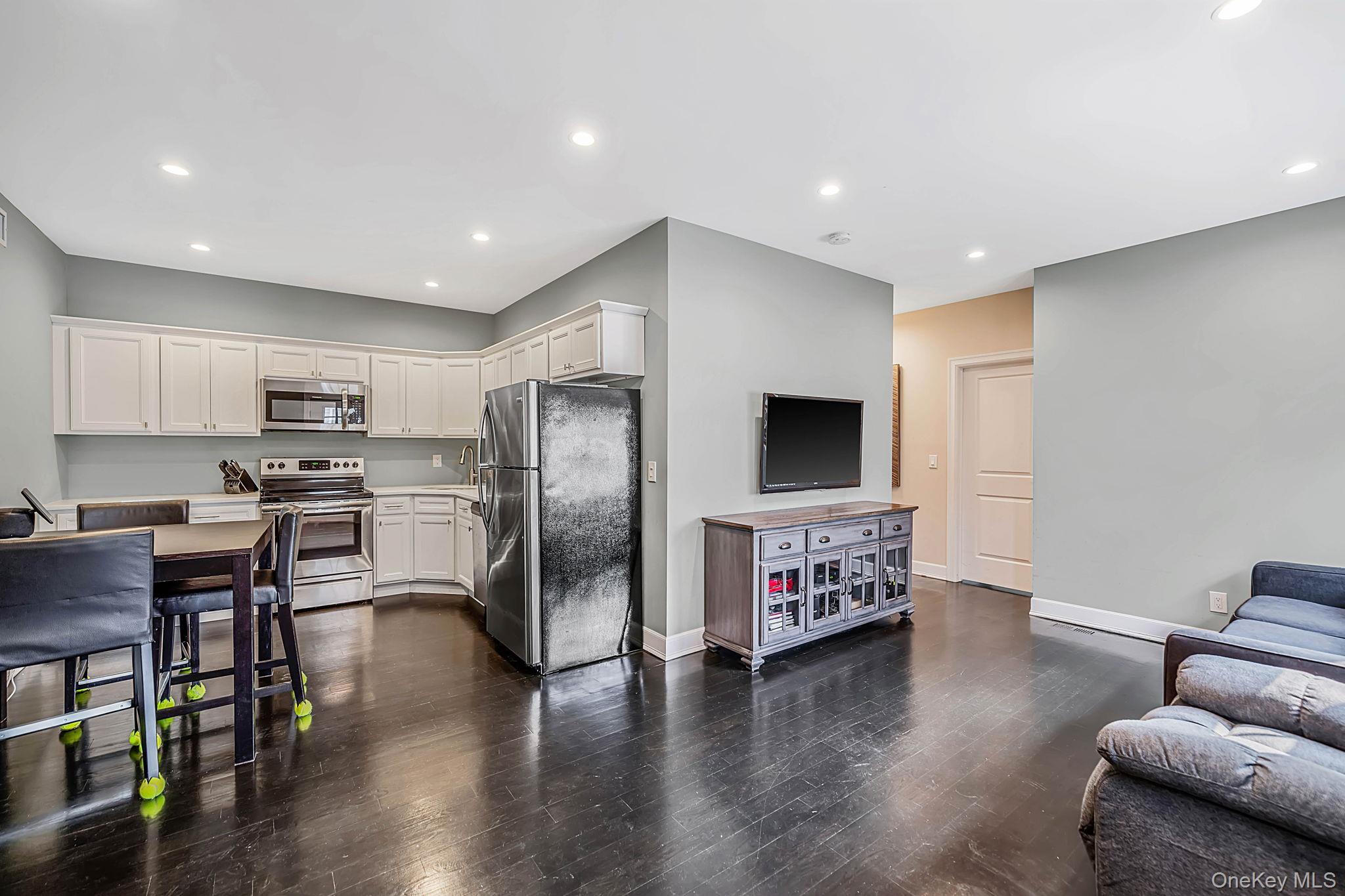 70 Summerfield Drive