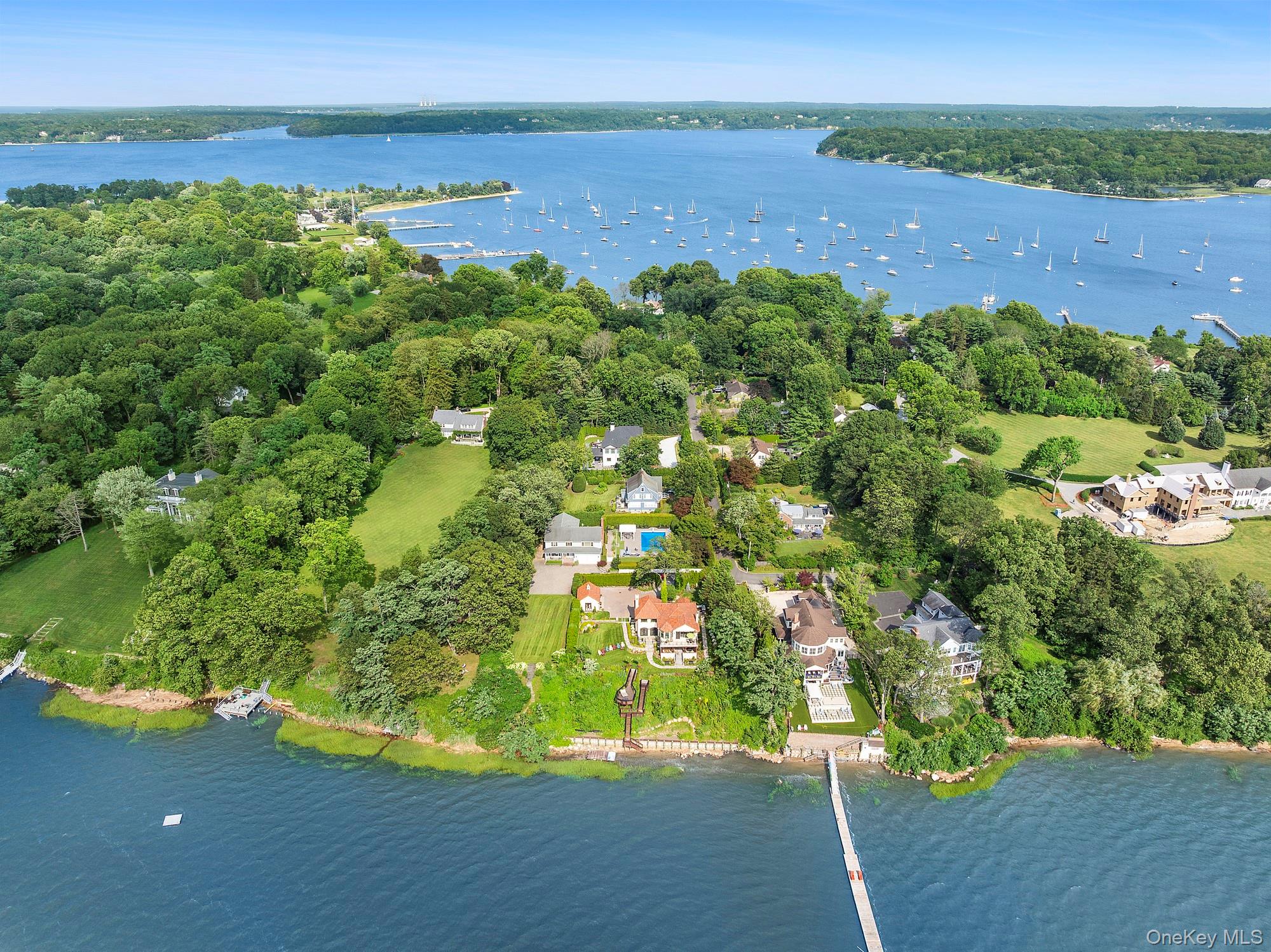 353 Centre Island Road