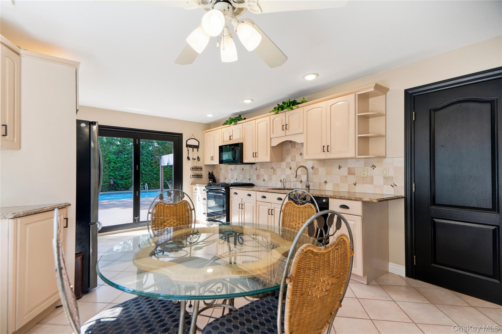 12 Empress Pines Drive