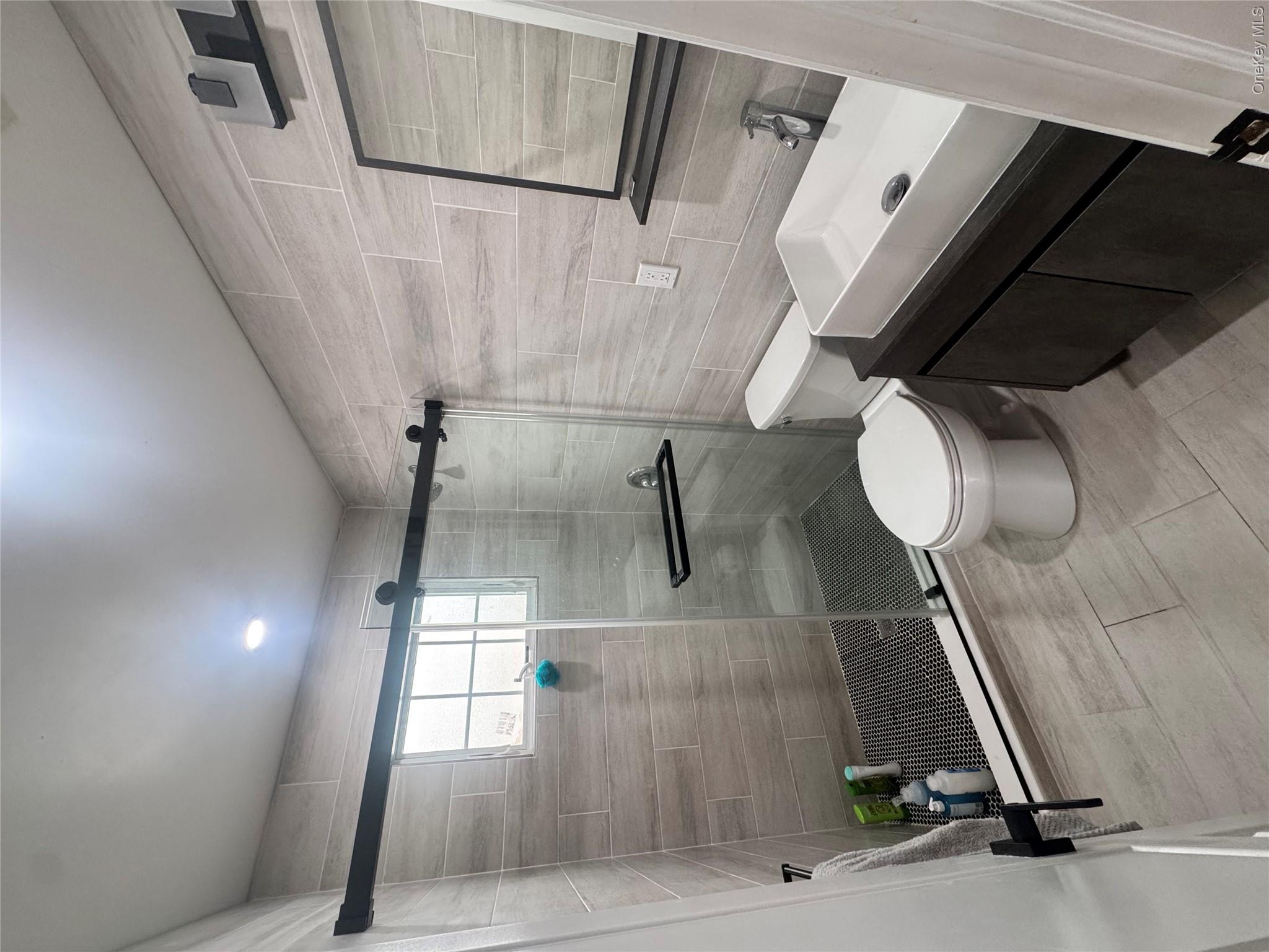 68 Brookline Avenue Unit: upper