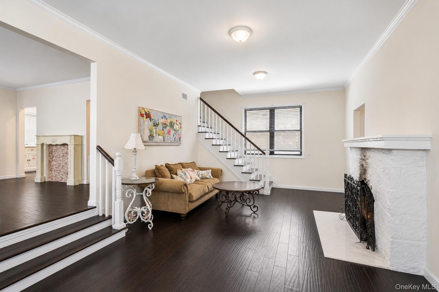 439 W Olive Street