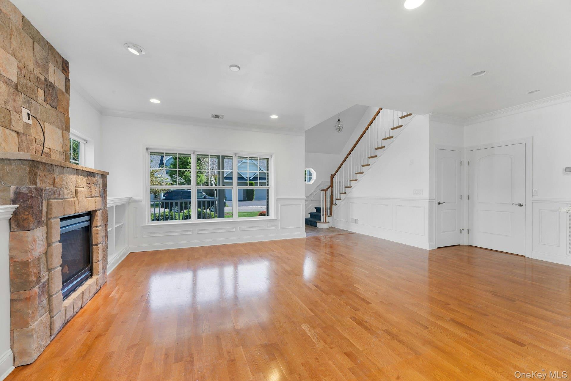 159 Stoneleigh Drive