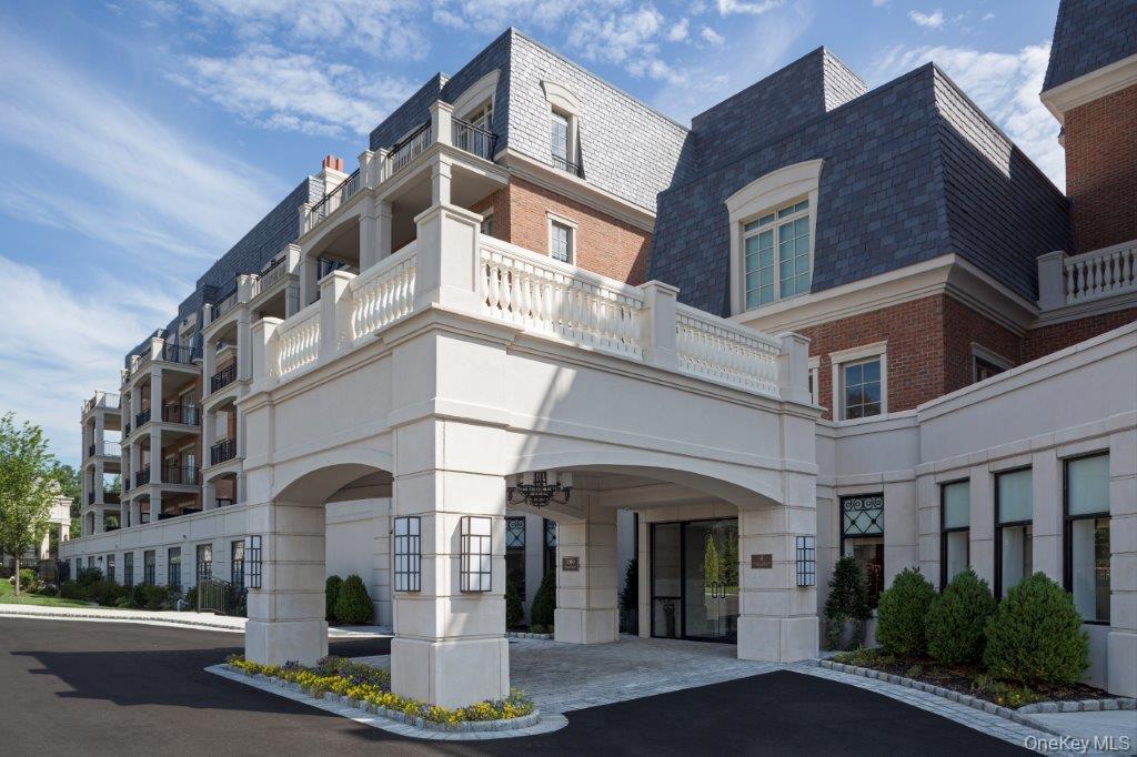 3000 Royal Court Unit: 3107