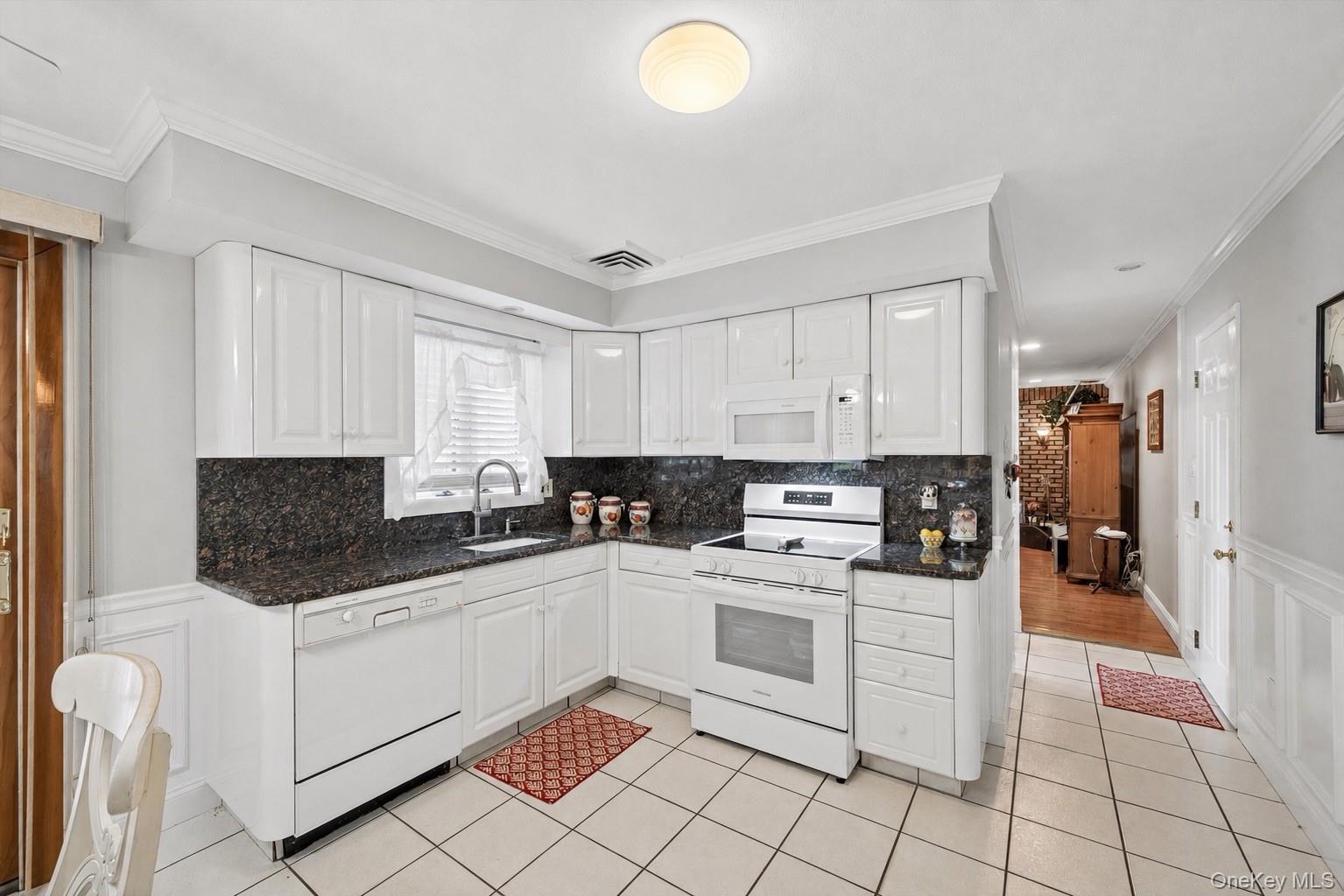 63 Woodview Lane