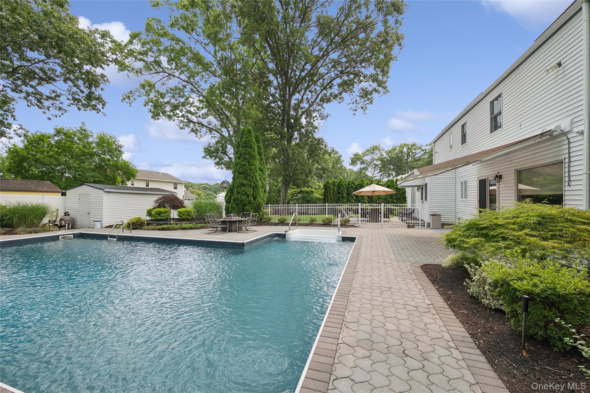 63 Woodview Lane
