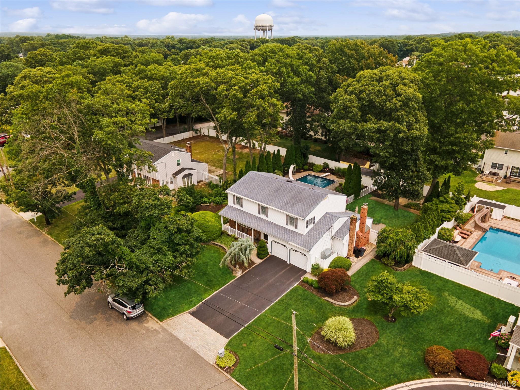 63 Woodview Lane