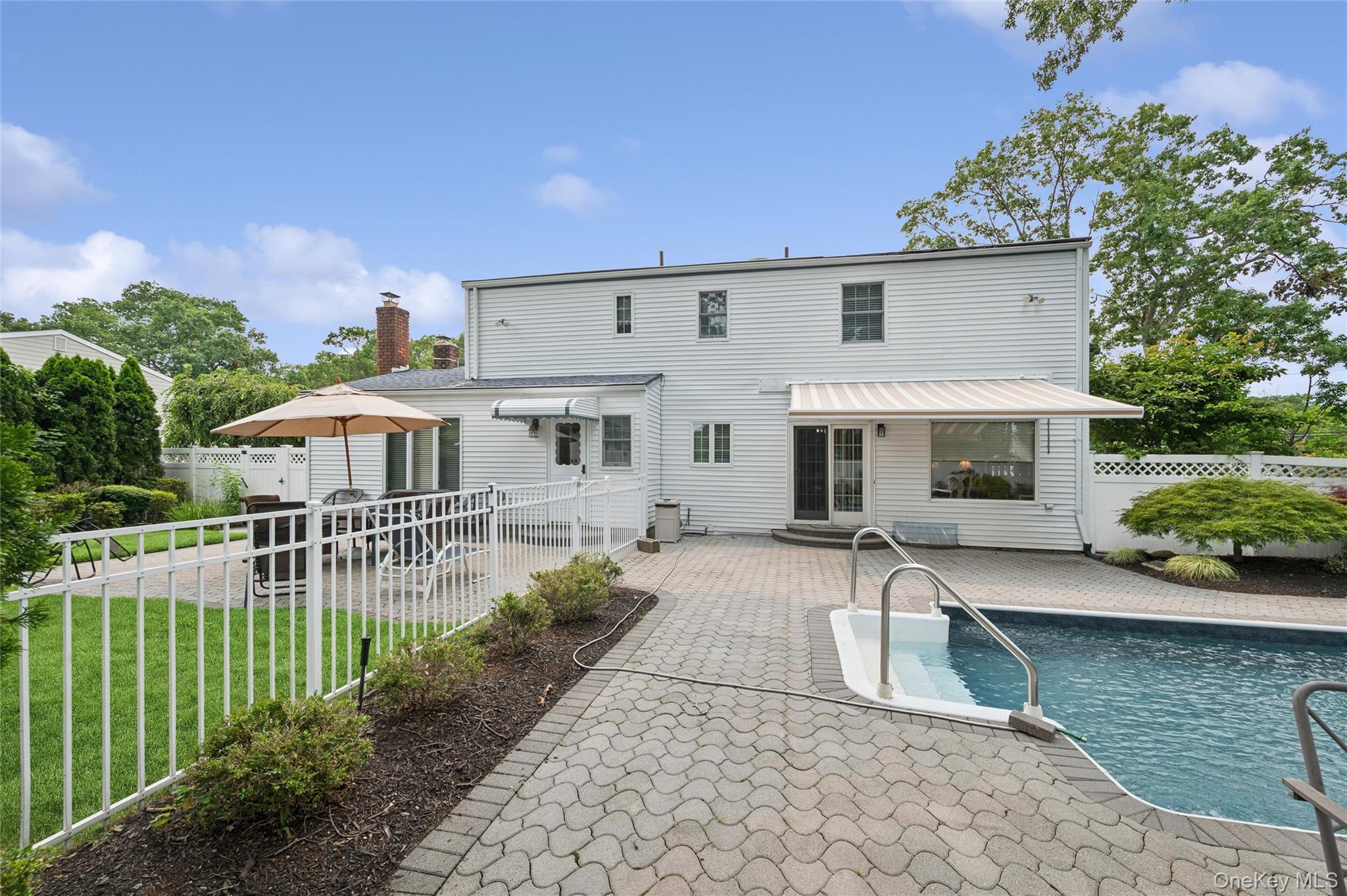 63 Woodview Lane