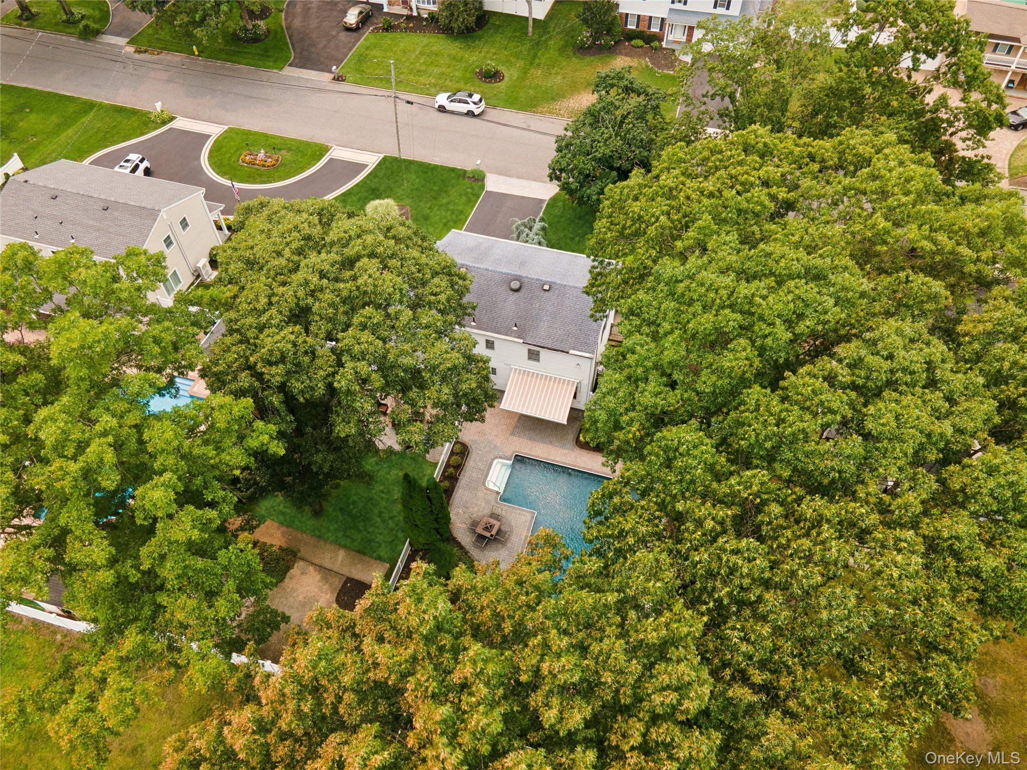 63 Woodview Lane