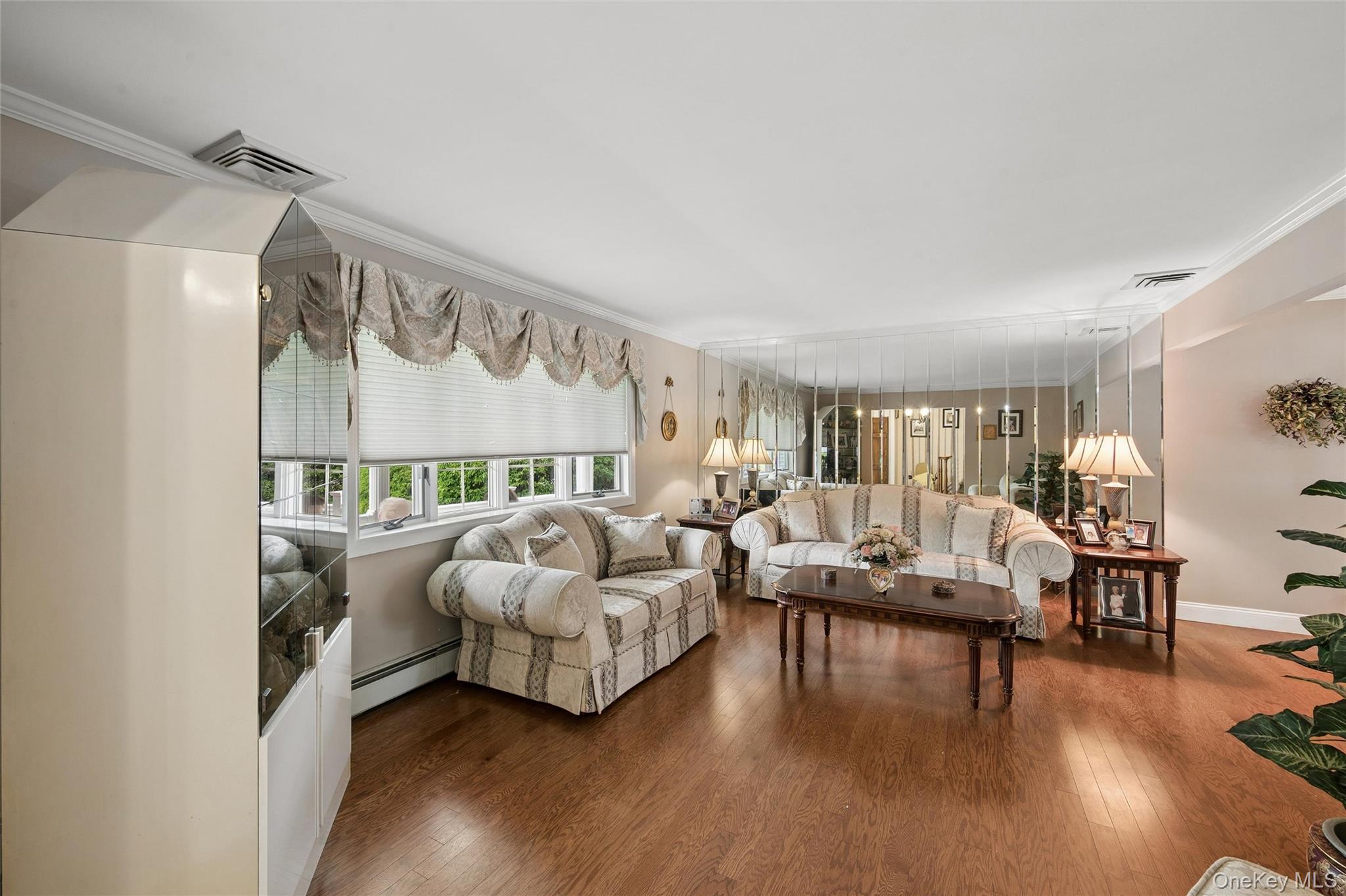 63 Woodview Lane
