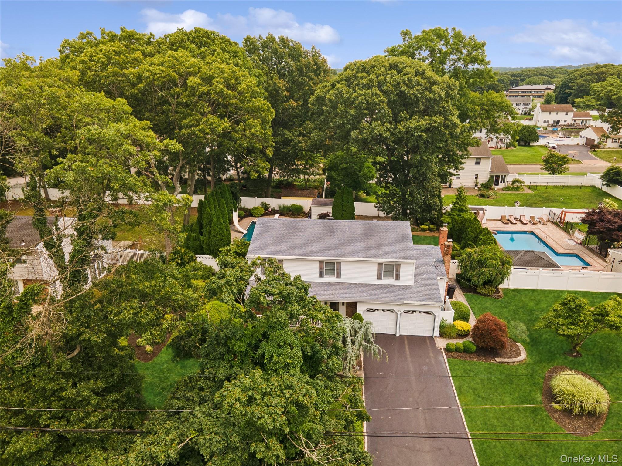 63 Woodview Lane