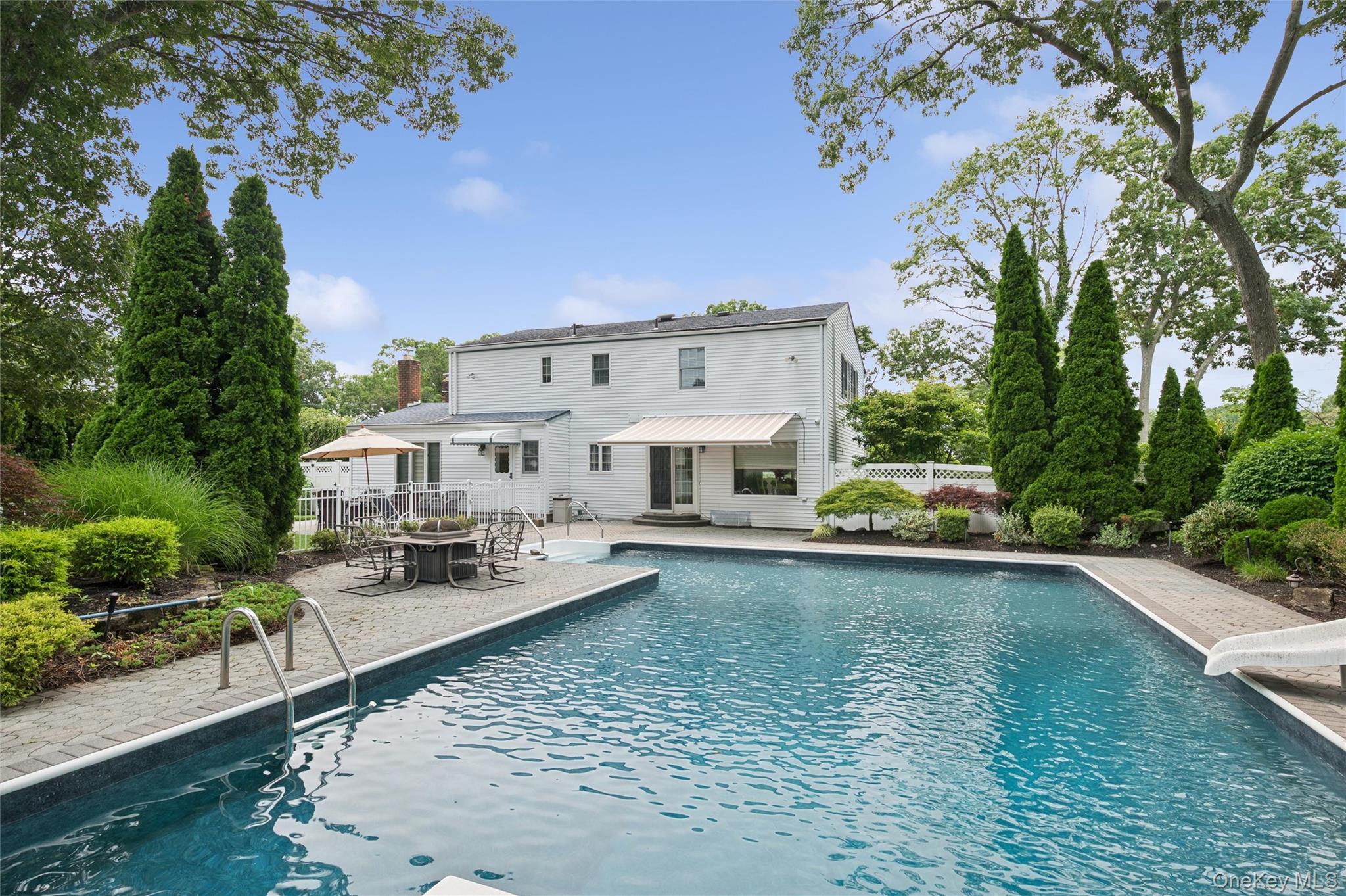 63 Woodview Lane