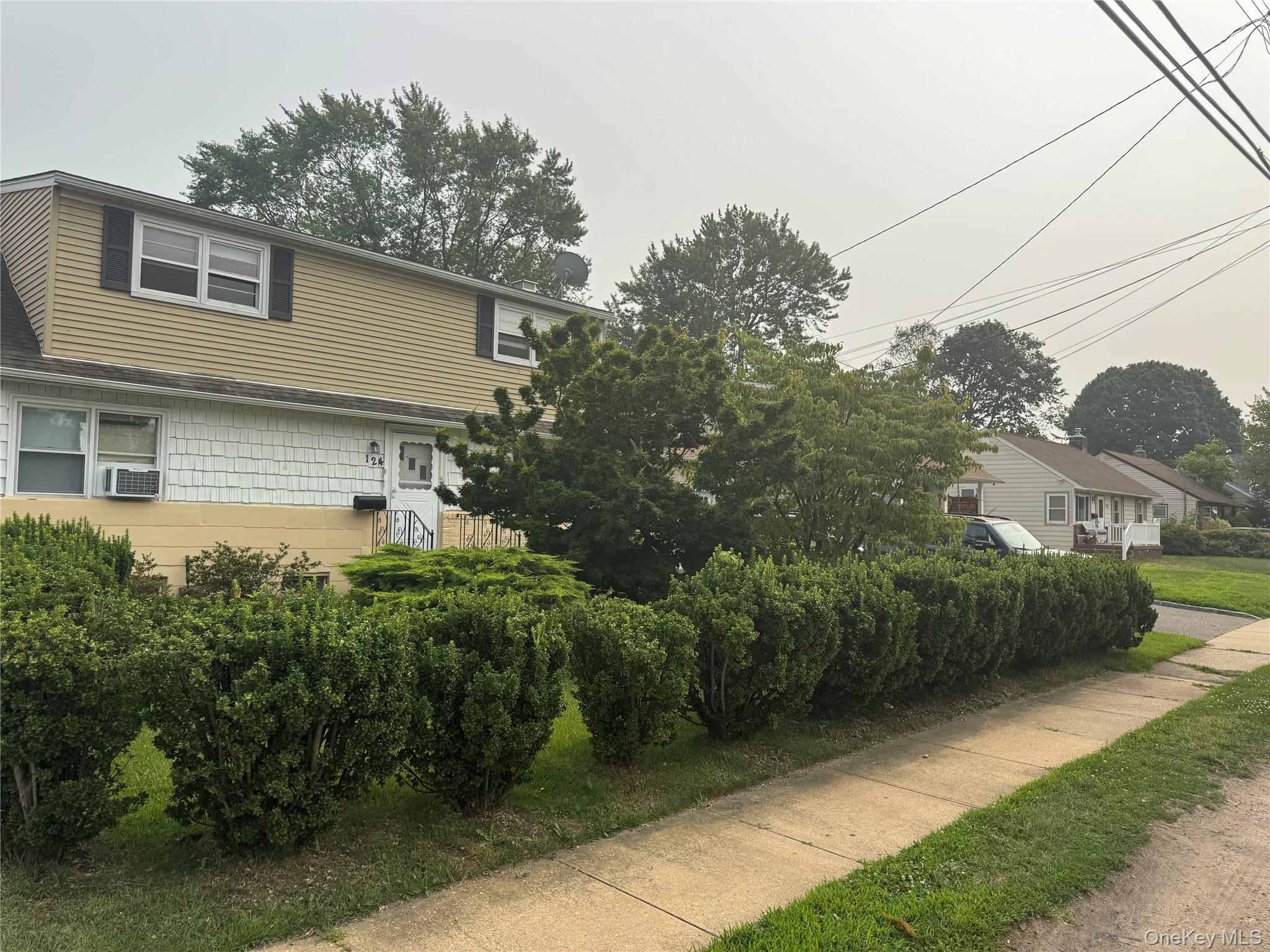124 Parkdale Drive