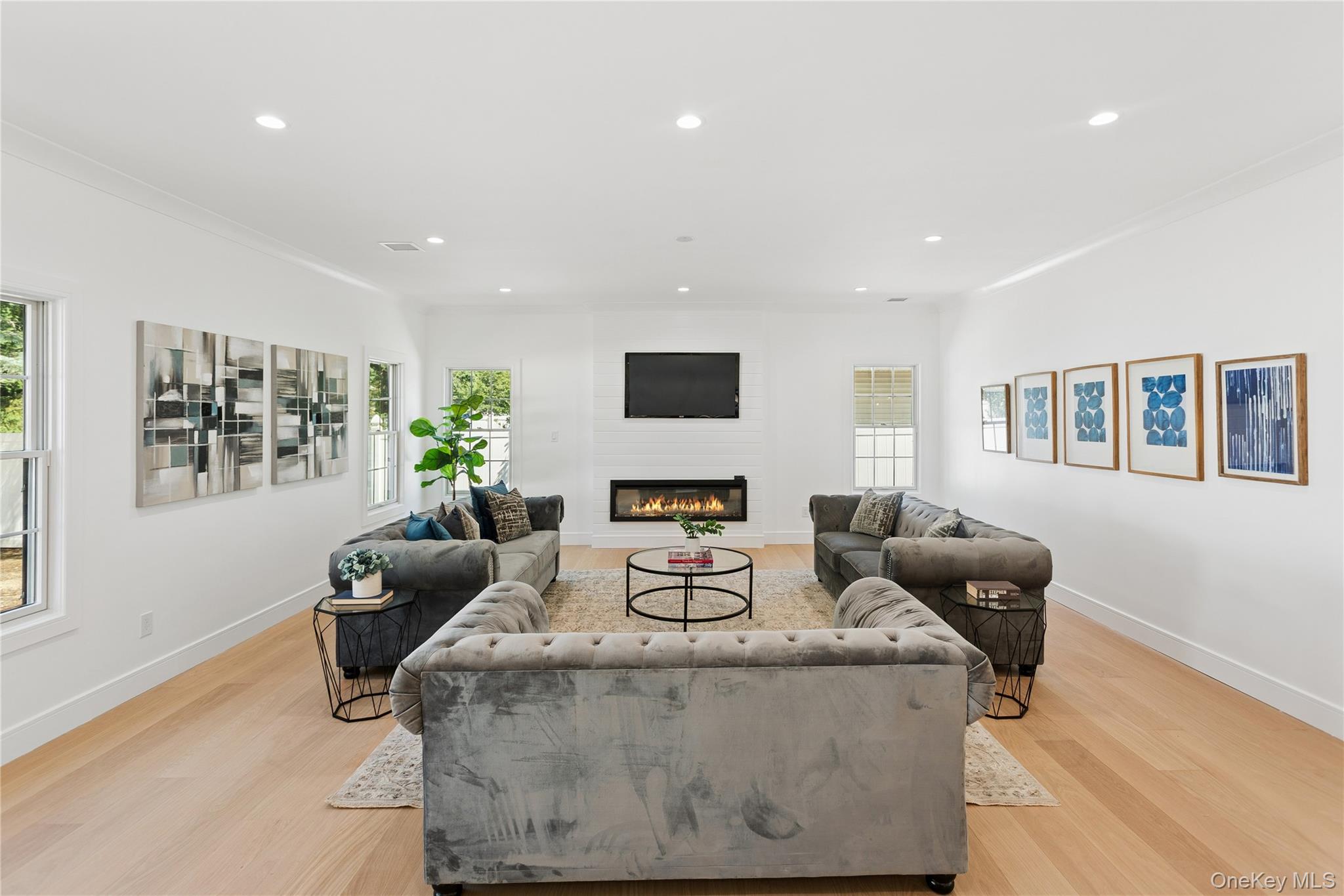 1222 Powell Avenue