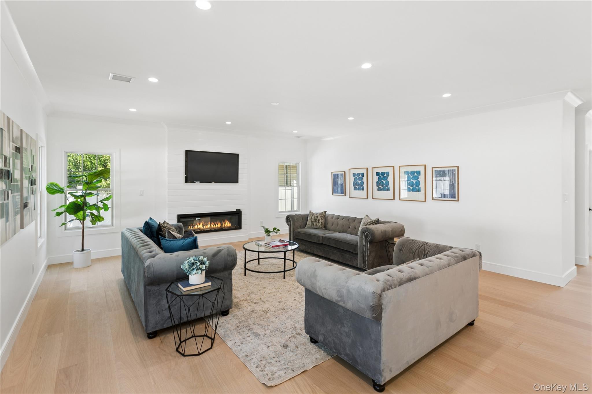 1222 Powell Avenue