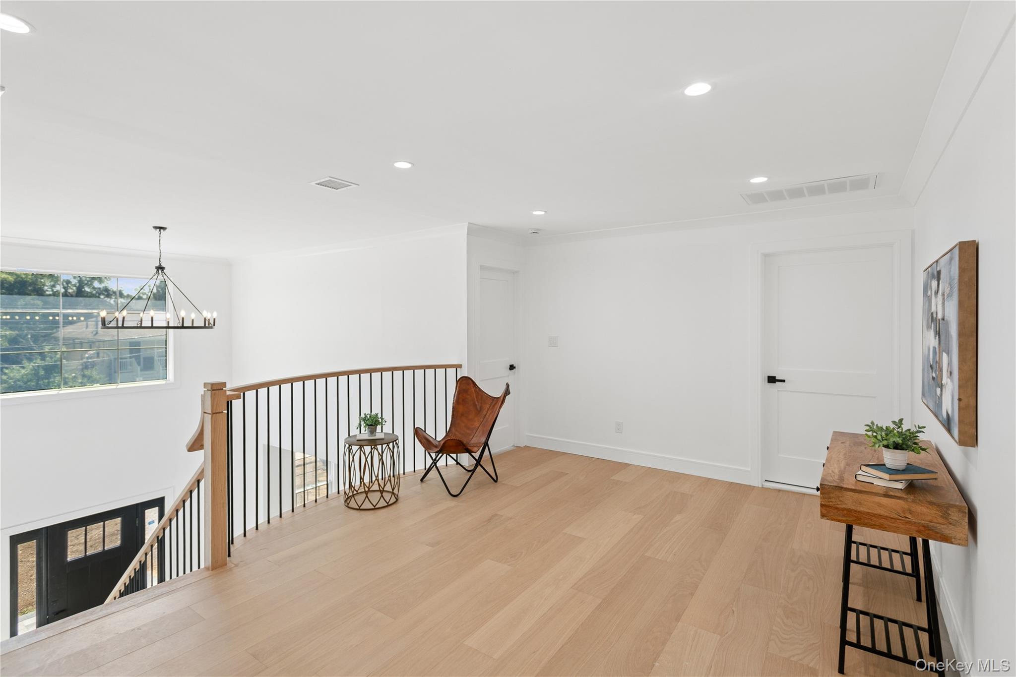 1222 Powell Avenue