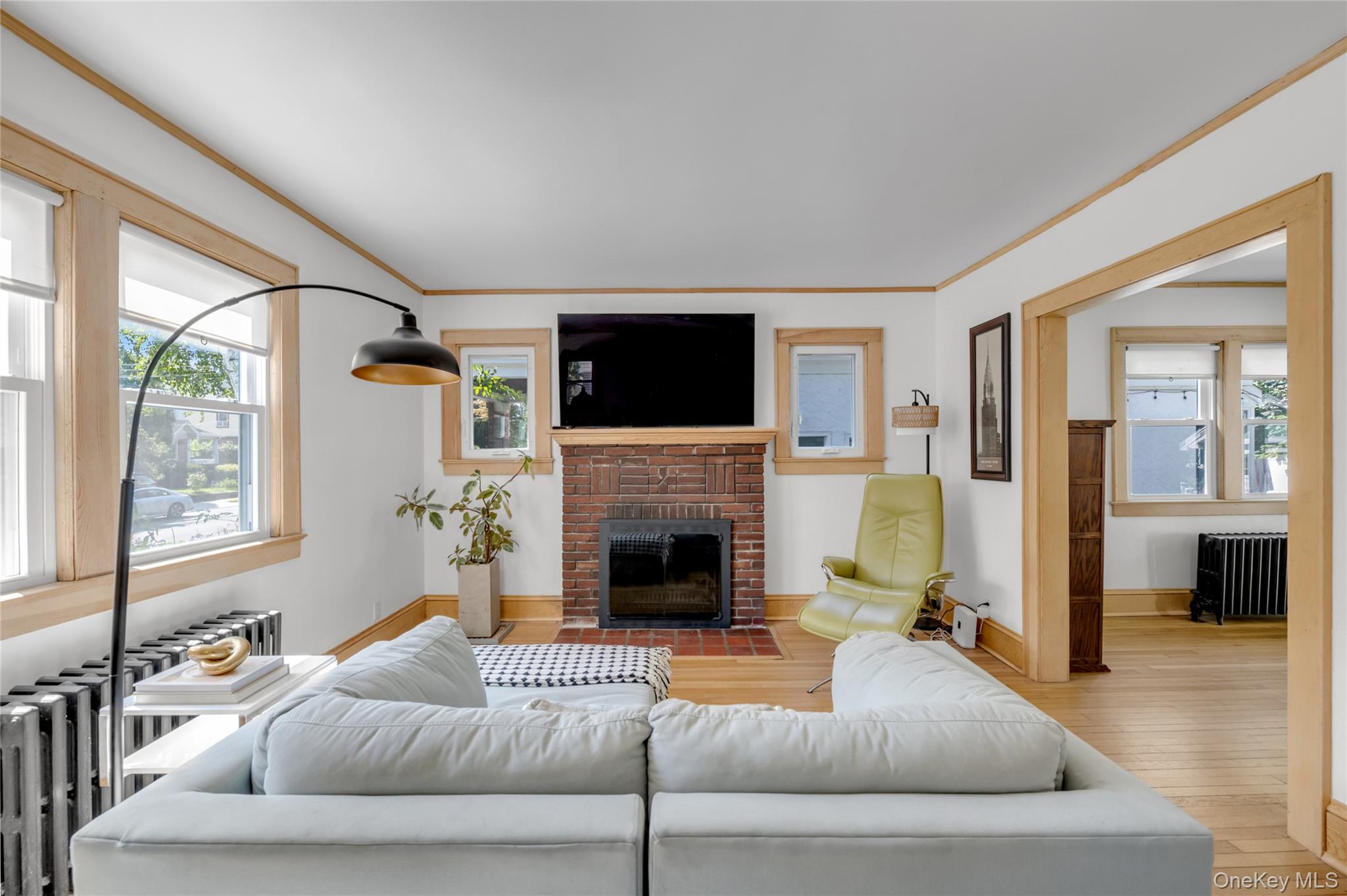48 Hillview Avenue
