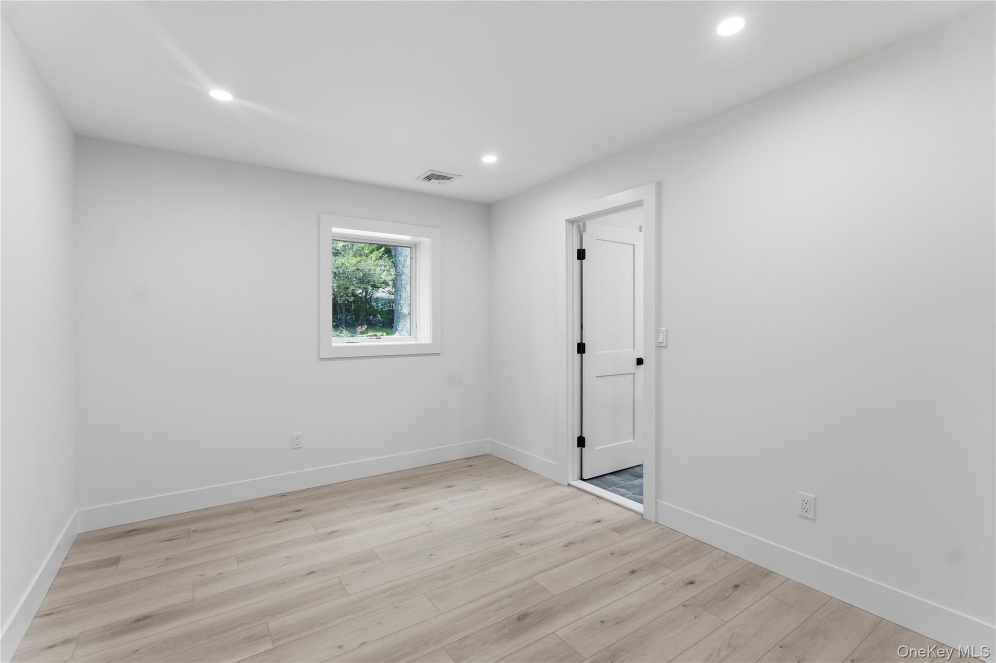 31 Saw Mill Road