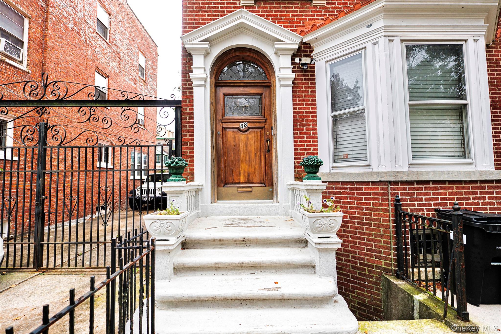 88 Midwood Street
