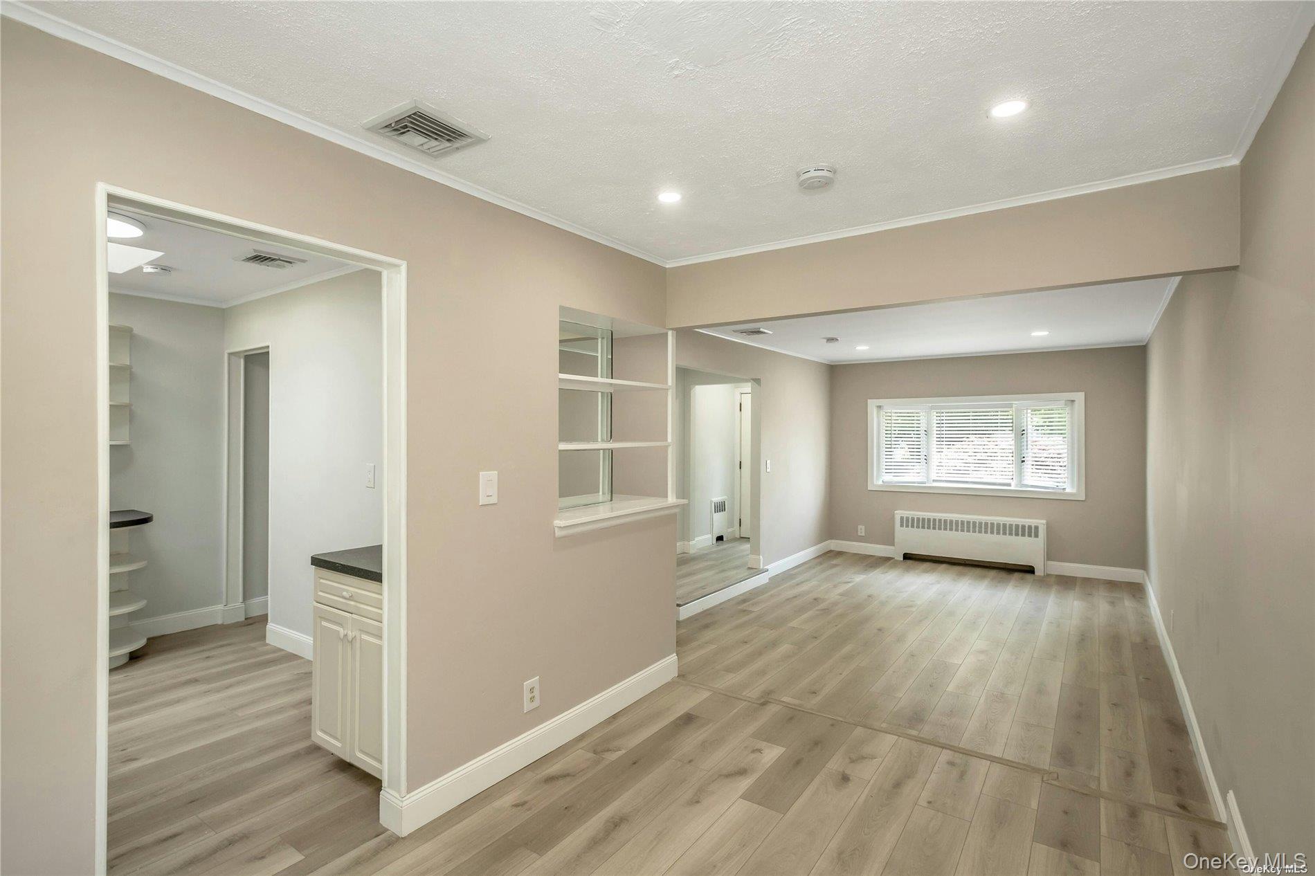 83 Knickerbocker Road