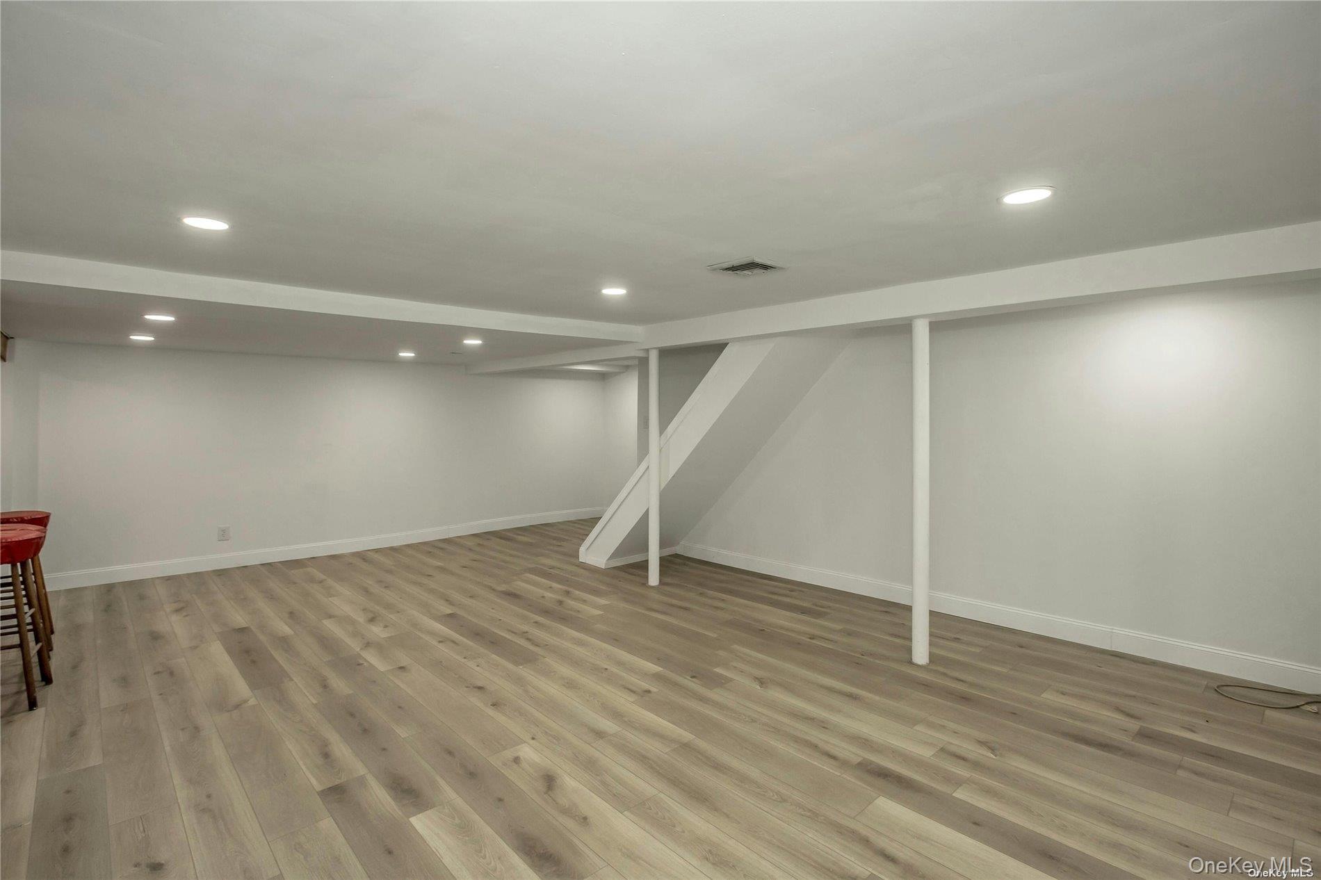 83 Knickerbocker Road