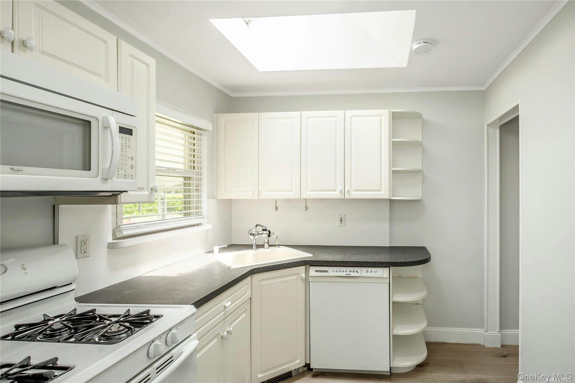 83 Knickerbocker Road