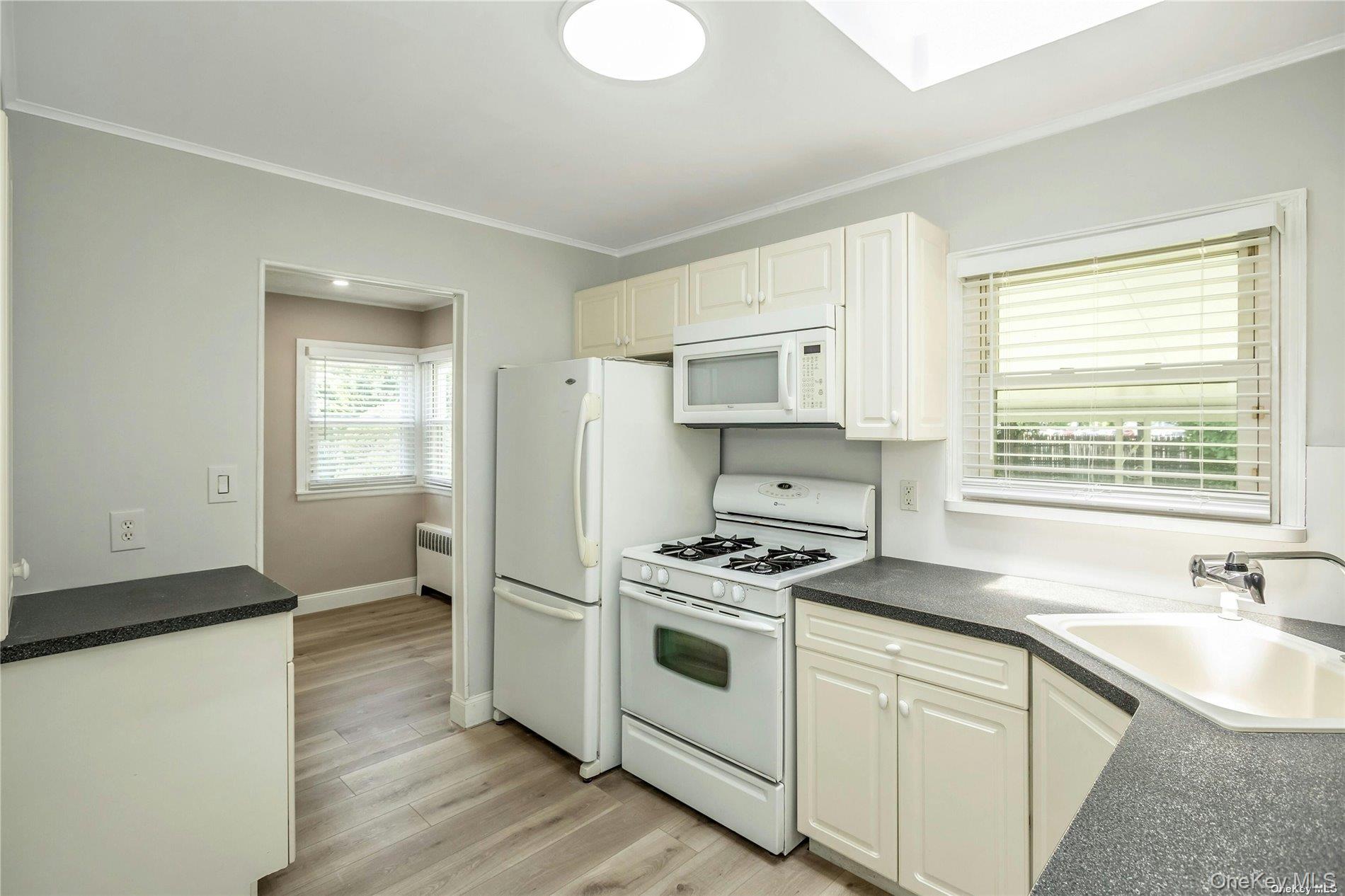 83 Knickerbocker Road