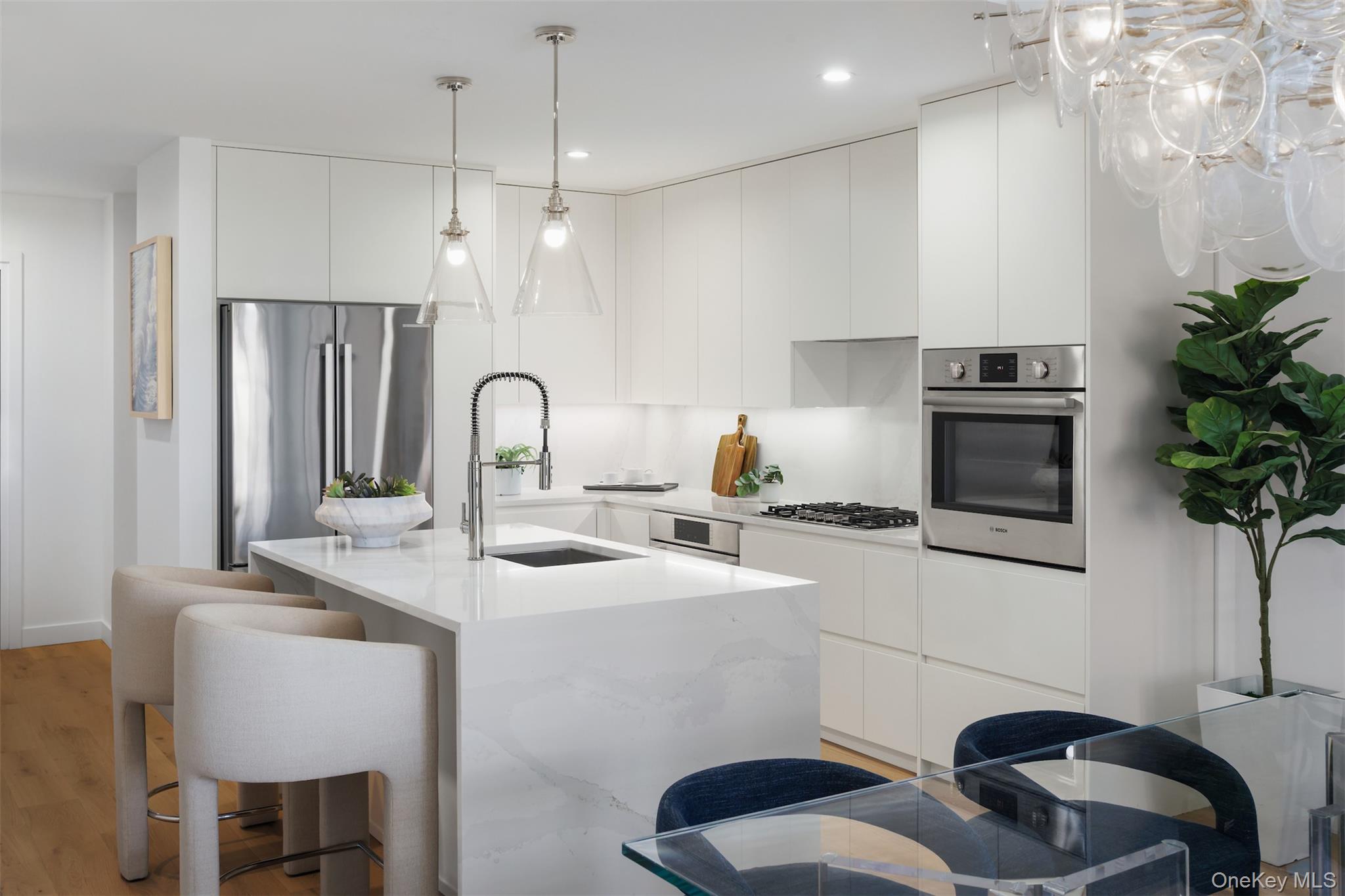 100 Boardwalk Unit: 1008A