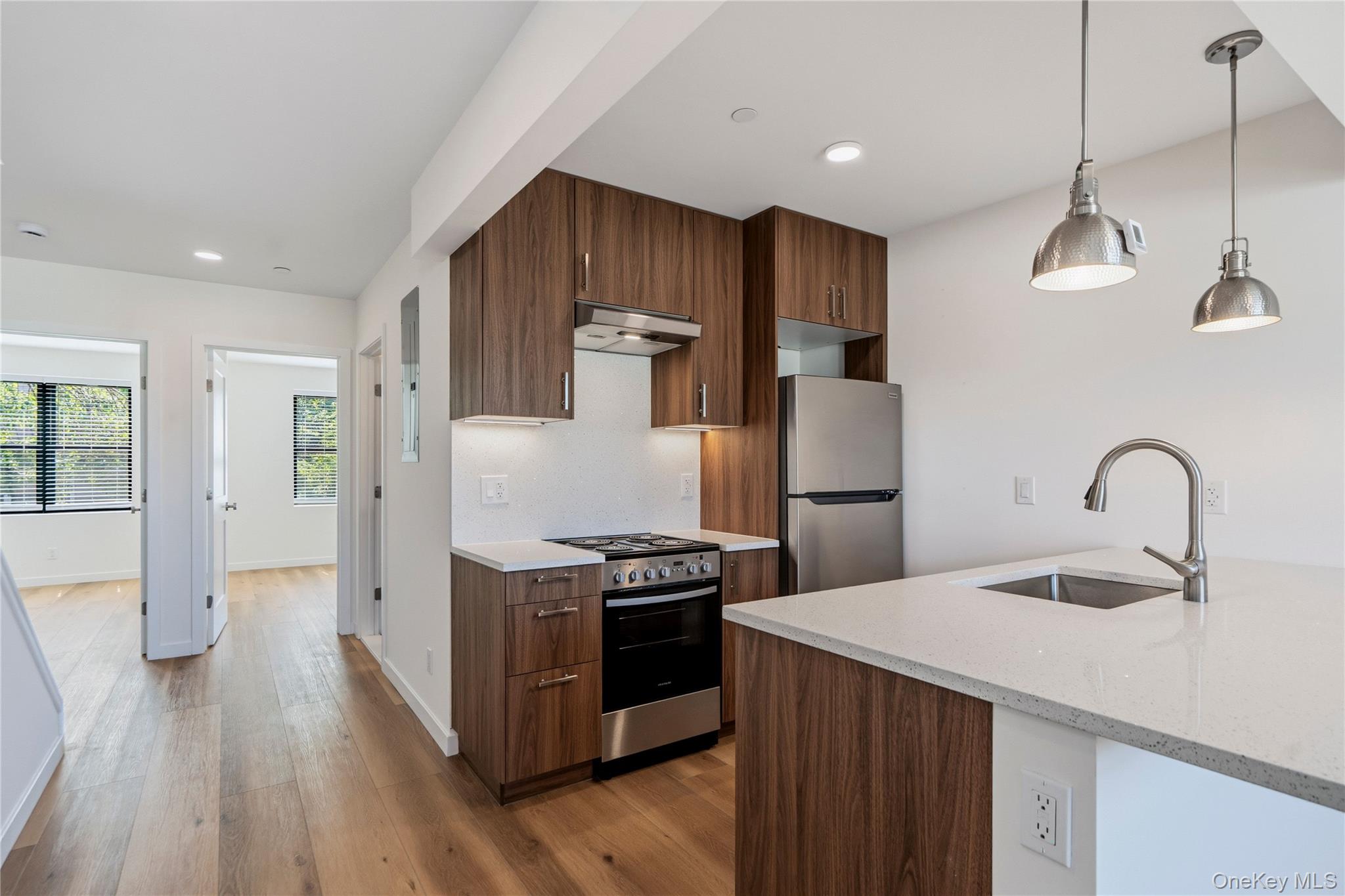 6245 60th Street Unit: 2