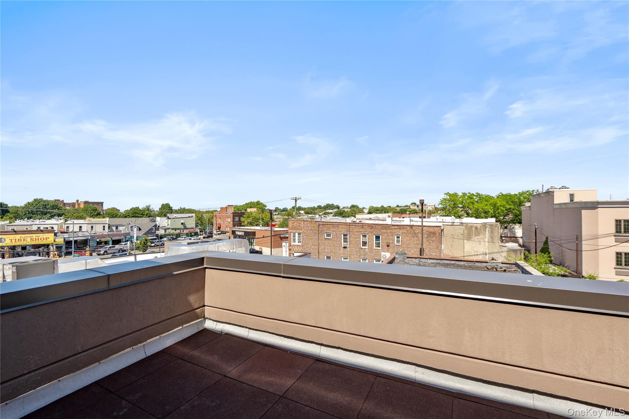6245 60th Street Unit: 2